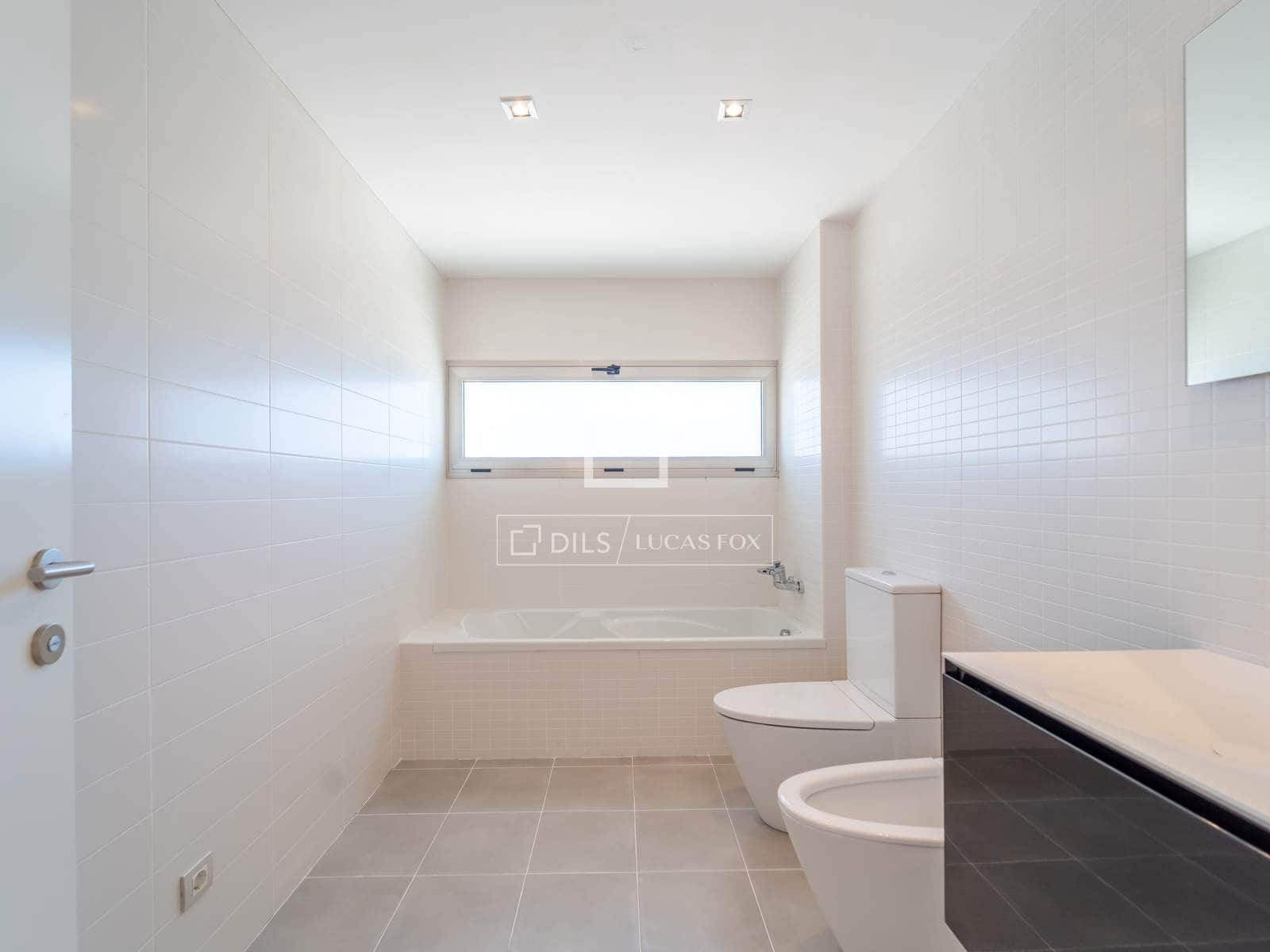 4 bedroom Villa for sale in Godella with pool garage - € 1,400,000 (Ref: 9844165)