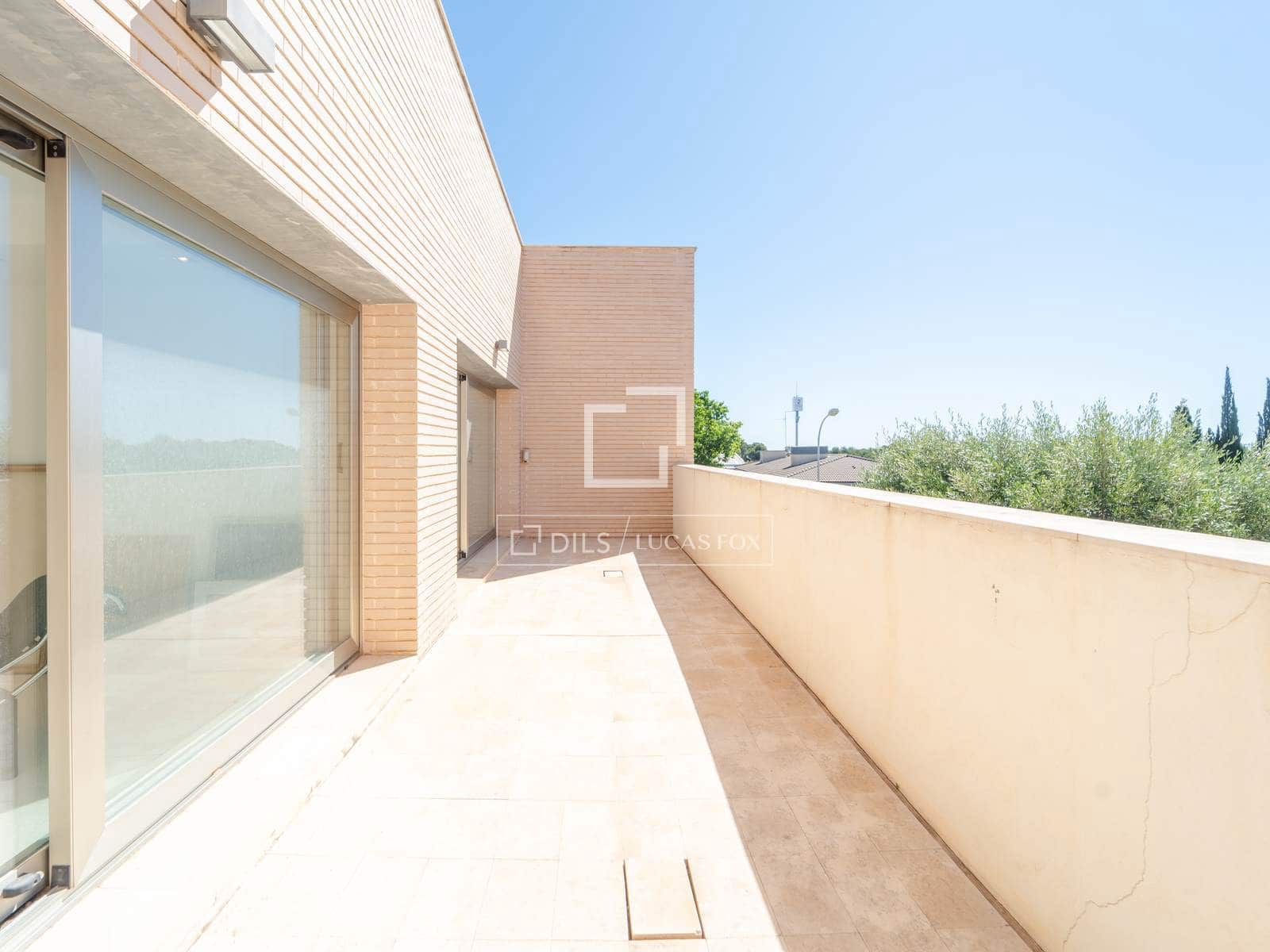 4 bedroom Villa for sale in Godella with pool garage - € 1,400,000 (Ref: 9844165)