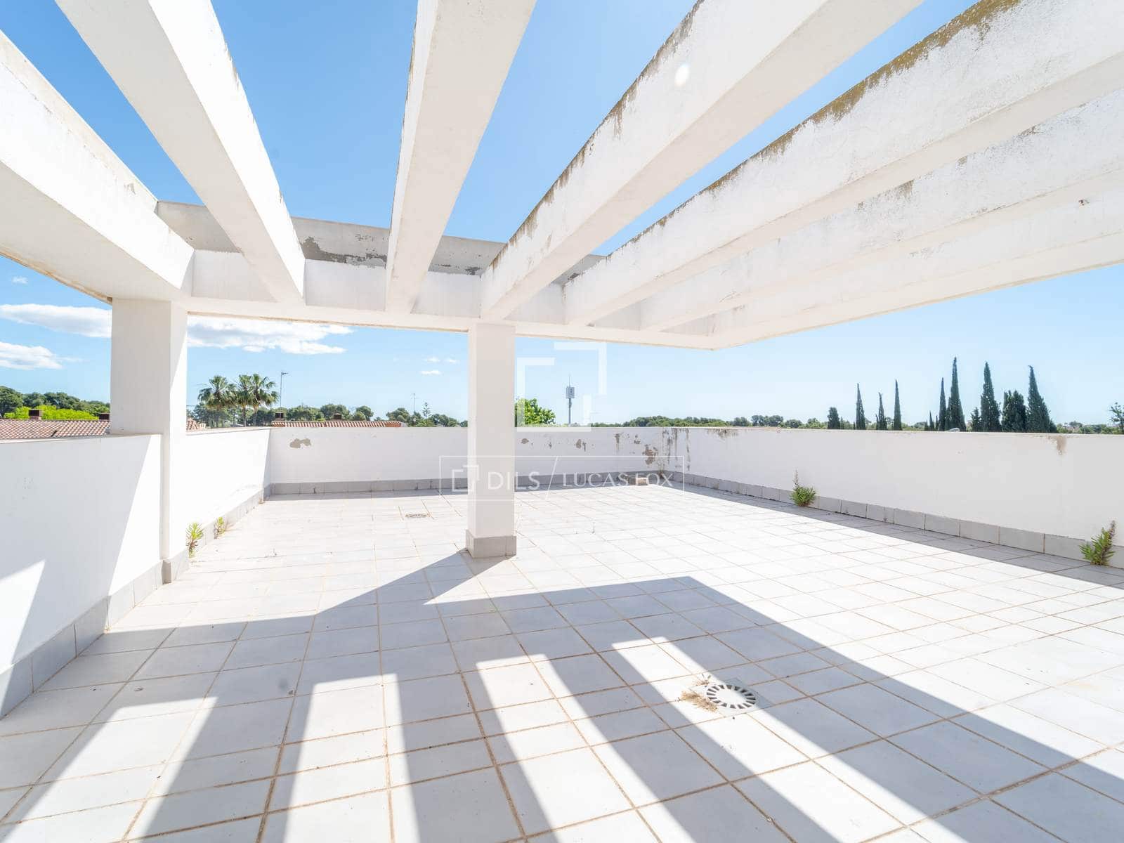 4 bedroom Villa for sale in Godella with pool garage - € 1,400,000 (Ref: 9844165)