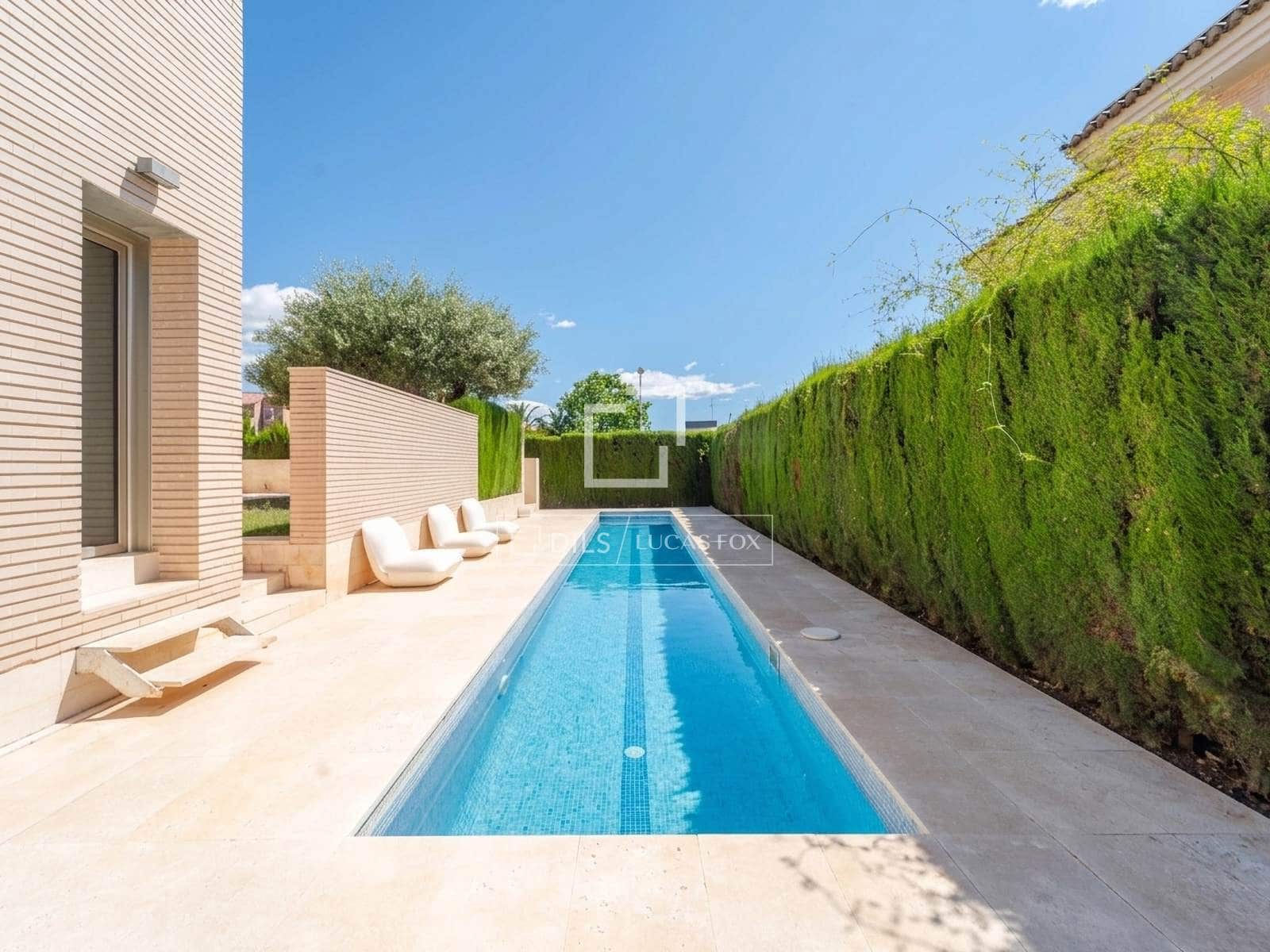 4 bedroom Villa for sale in Godella with pool garage - € 1,400,000 (Ref: 9844165)