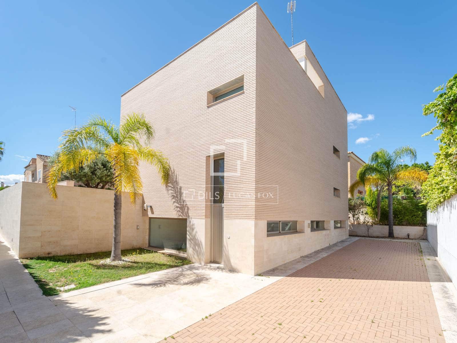 4 bedroom Villa for sale in Godella with pool garage - € 1,400,000 (Ref: 9844165)