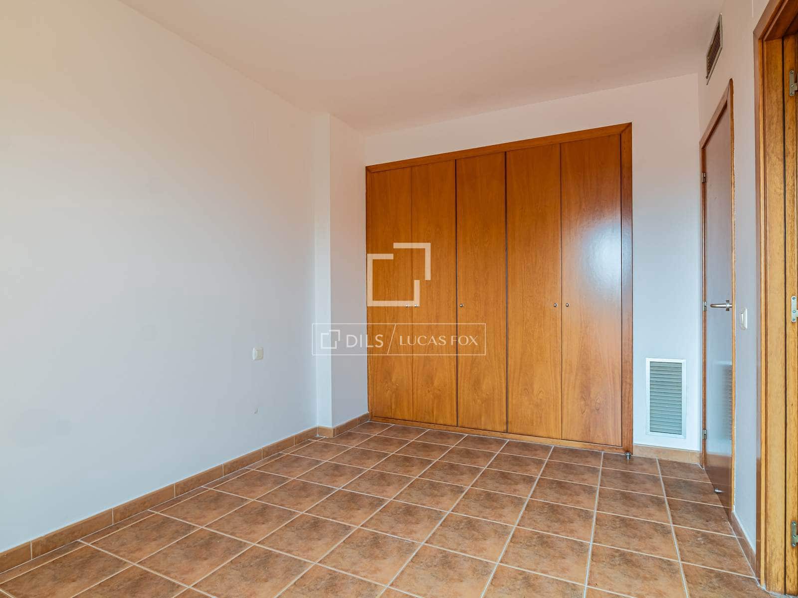 2 soveværelse Villa til salg i Tarragona by med swimmingpool garage - € 325.000 (Ref: 9844167)