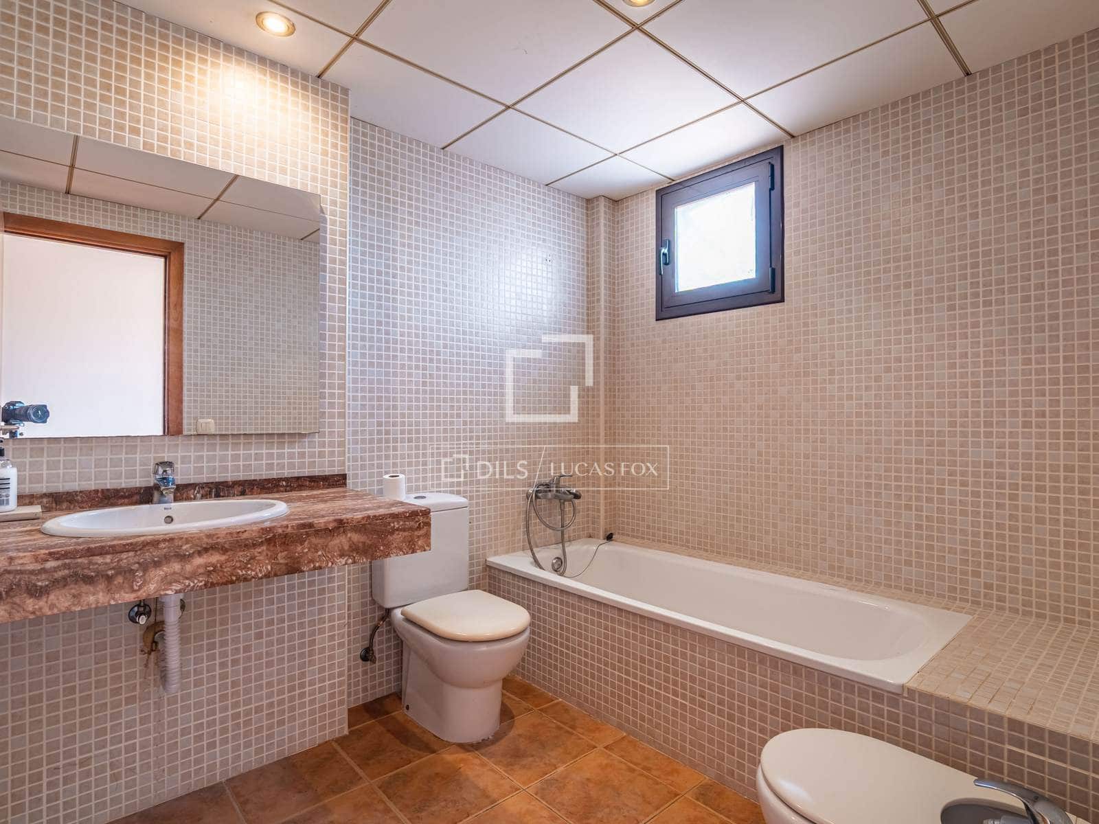 2 soveværelse Villa til salg i Tarragona by med swimmingpool garage - € 325.000 (Ref: 9844167)