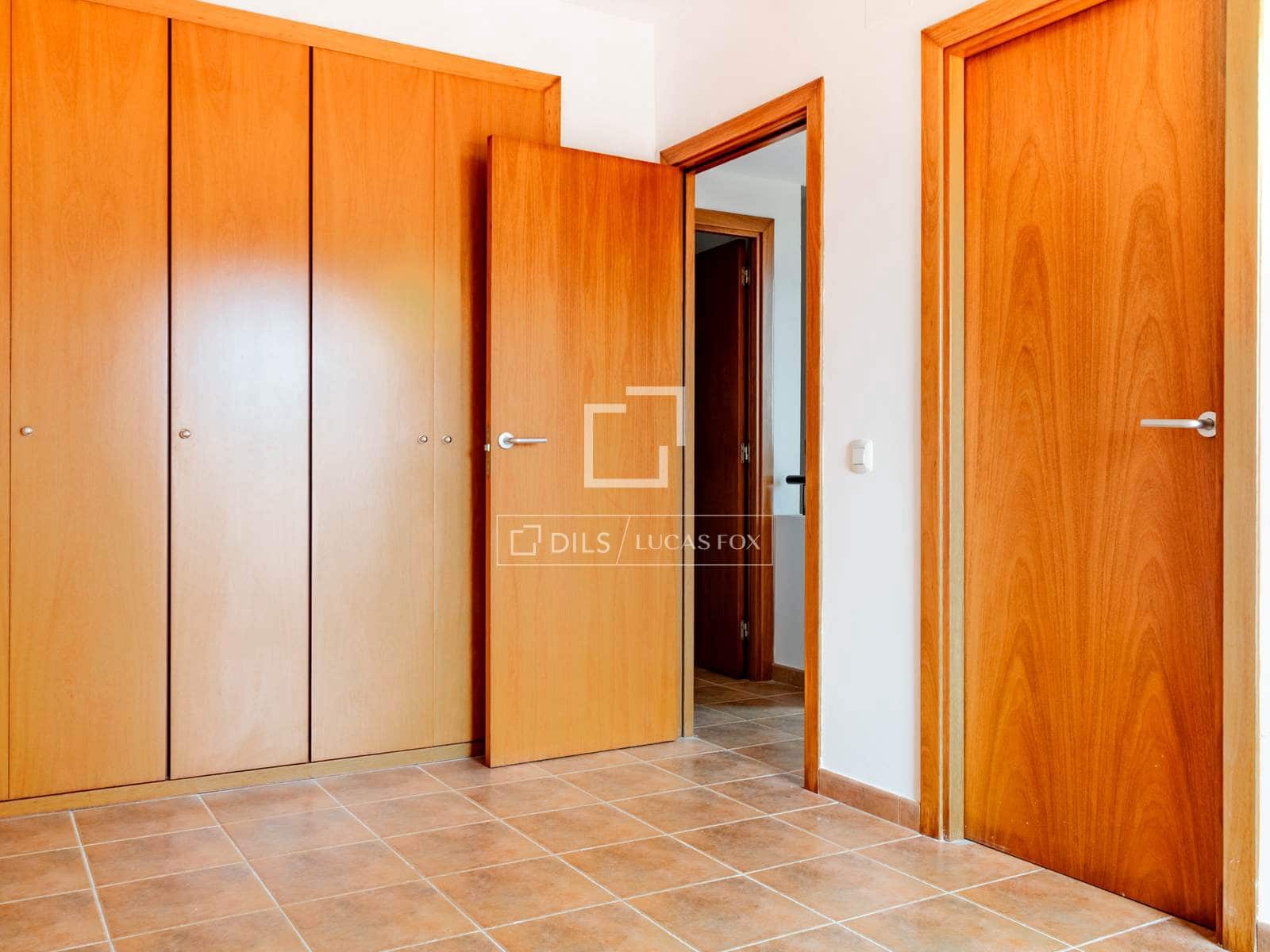 2 soveværelse Villa til salg i Tarragona by med swimmingpool garage - € 325.000 (Ref: 9844167)