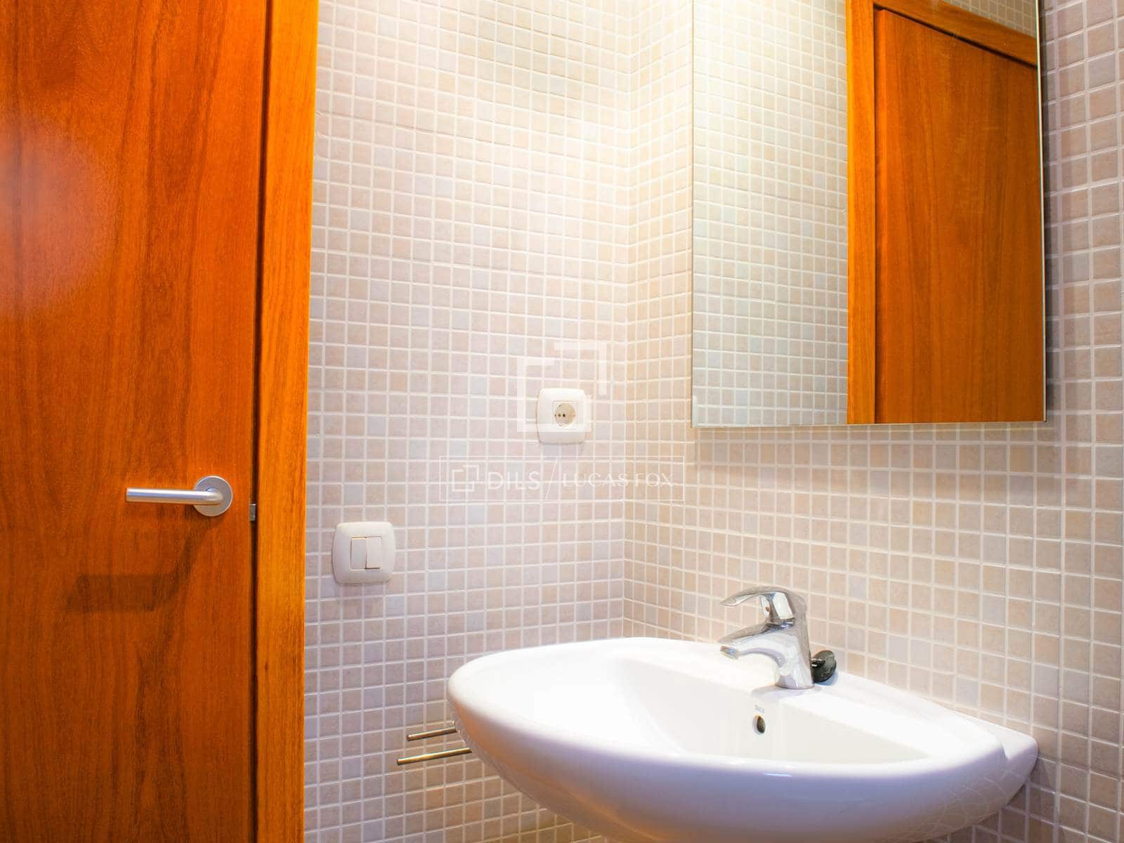 2 soveværelse Villa til salg i Tarragona by med swimmingpool garage - € 325.000 (Ref: 9844167)