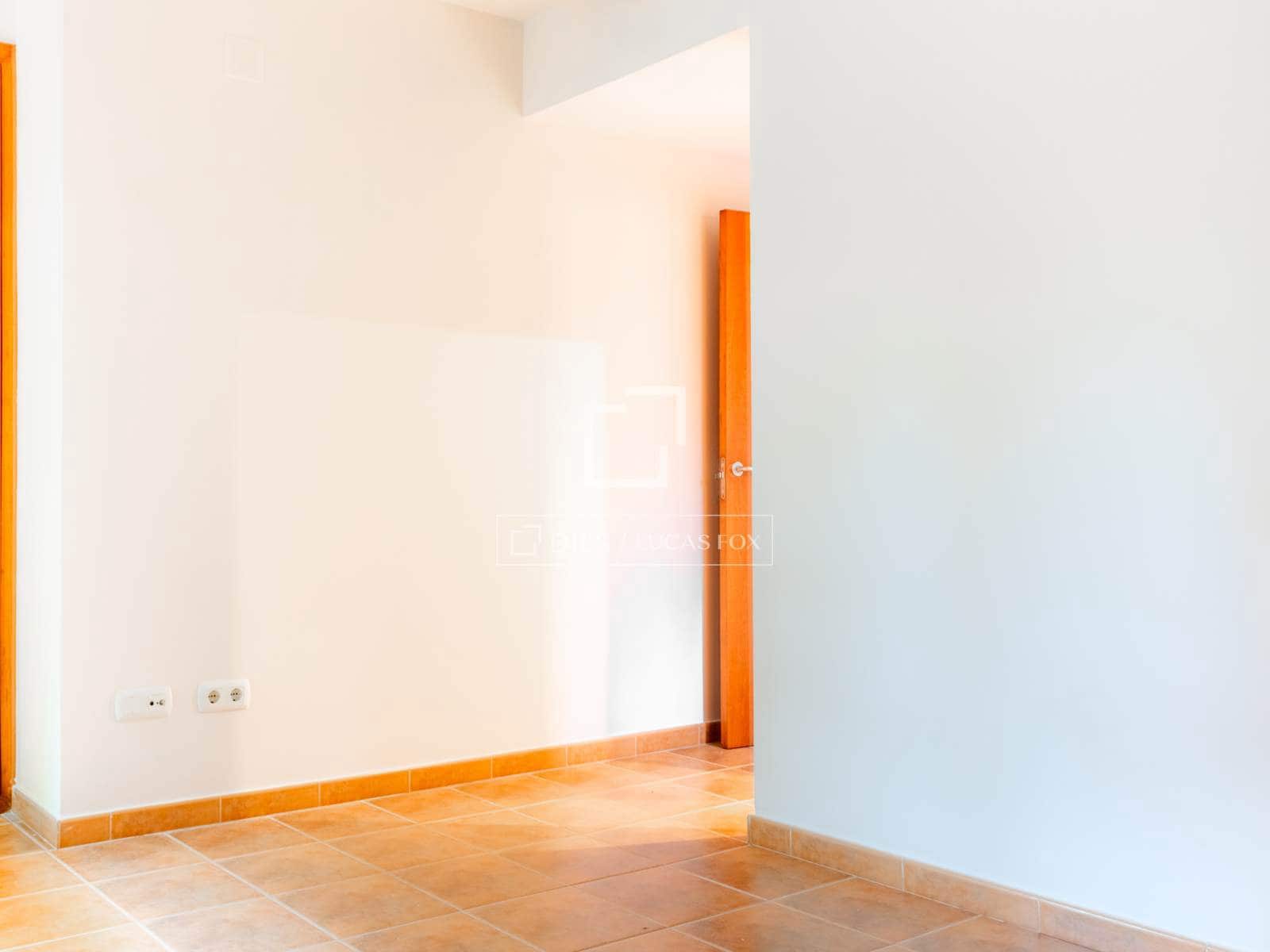 2 soveværelse Villa til salg i Tarragona by med swimmingpool garage - € 325.000 (Ref: 9844167)