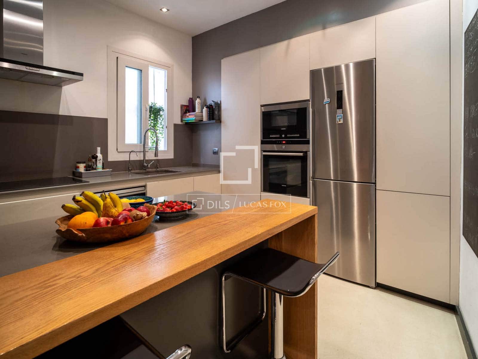 2 bedroom Apartment for rent in Palma de Mallorca - € 2,500 (Ref: 9844372)