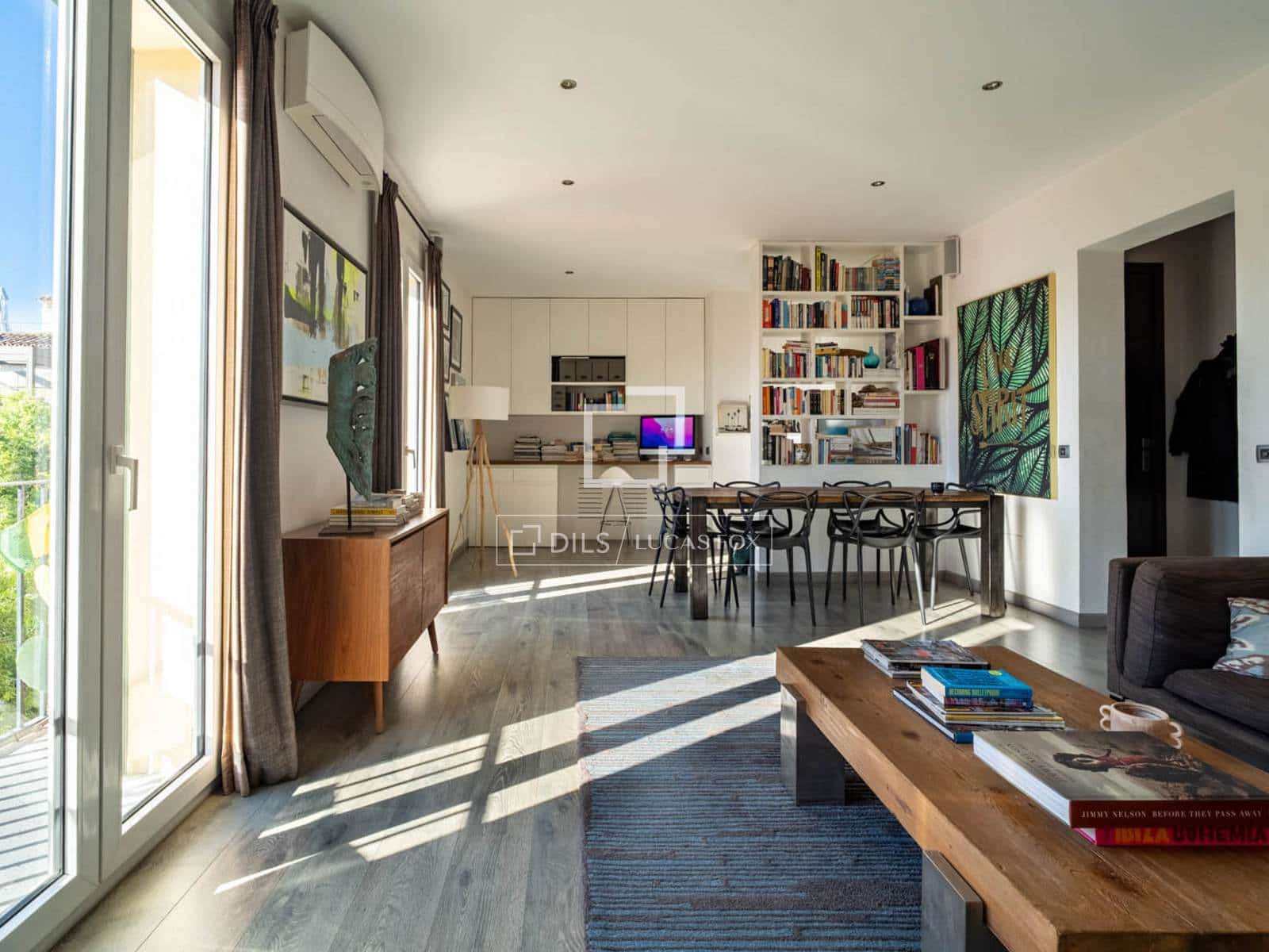 2 bedroom Apartment for rent in Palma de Mallorca - € 2,500 (Ref: 9844372)