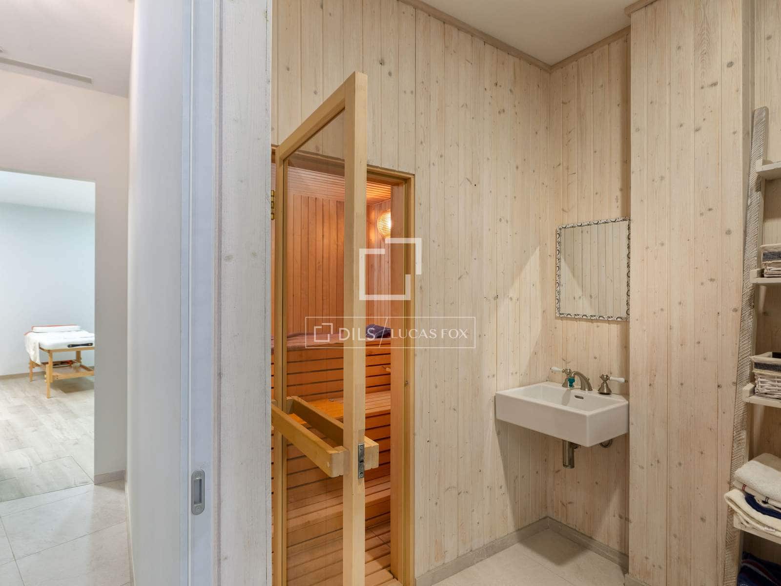 4 quarto Moradia para venda em Lloret de Mar com piscina garagem - 2 990 000 € (Ref: 9844462)
