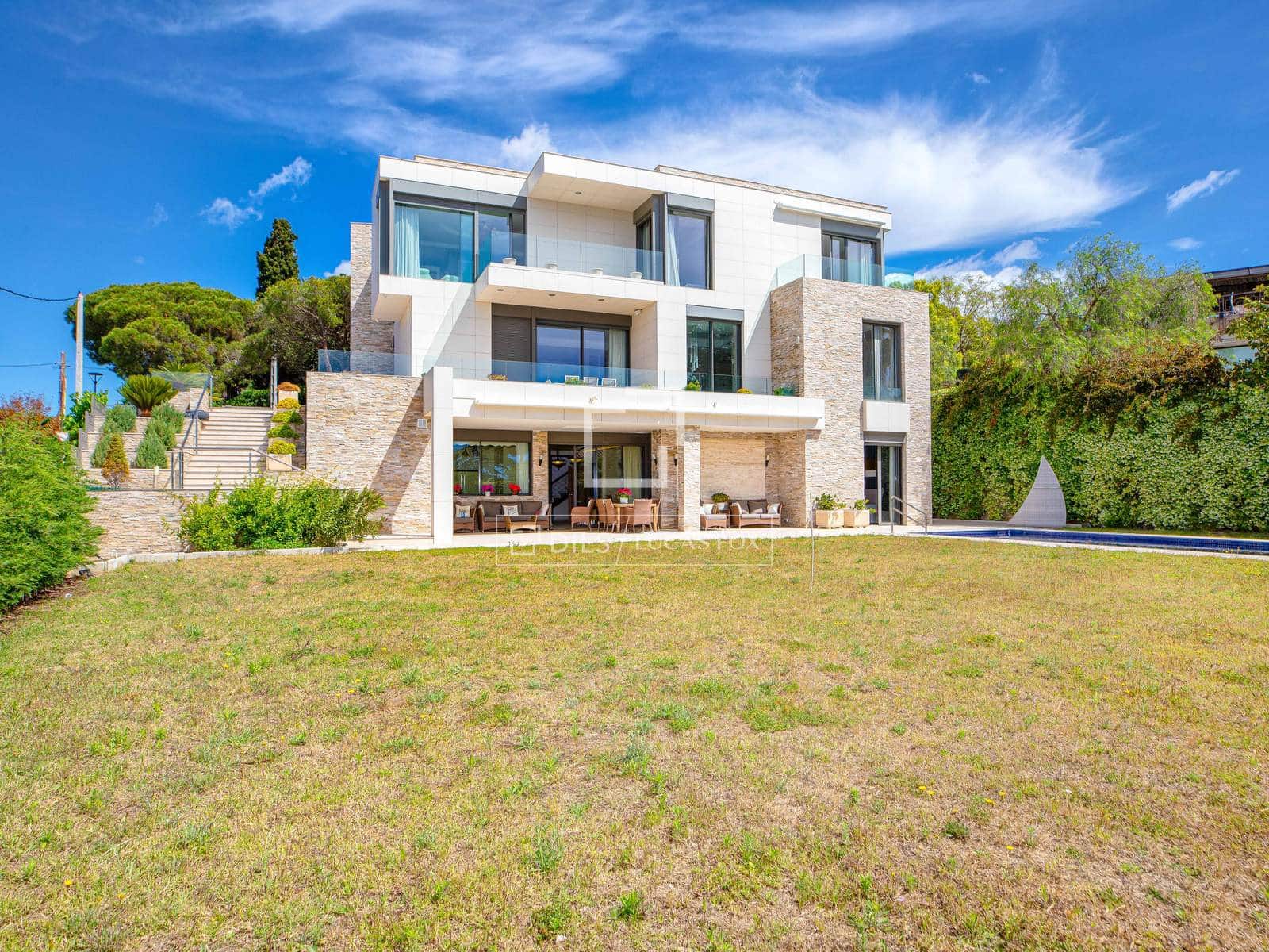 4 quarto Moradia para venda em Lloret de Mar com piscina garagem - 2 990 000 € (Ref: 9844462)