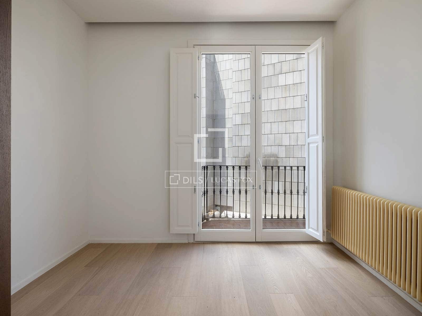 3 soveværelse Lejlighed til salg i Barcelona by - € 1.195.000 (Ref: 9844464)