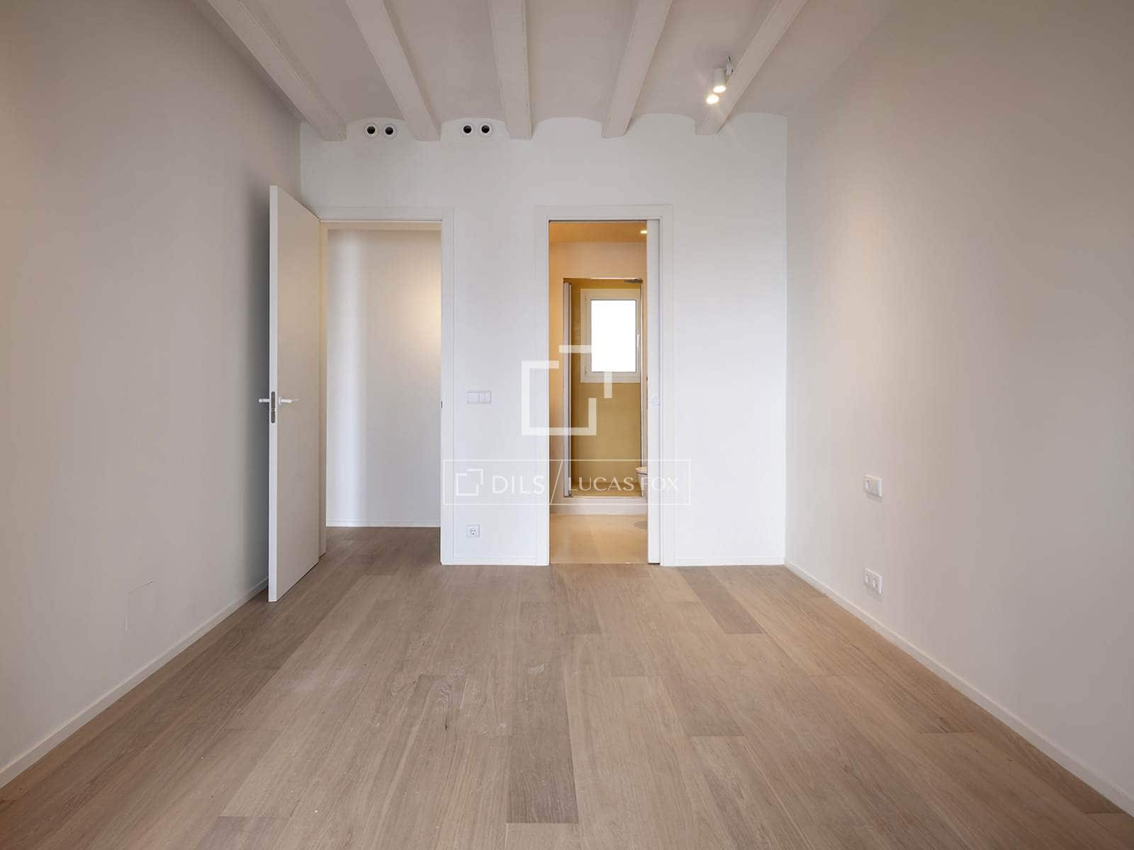 3 soveværelse Lejlighed til salg i Barcelona by - € 1.195.000 (Ref: 9844464)