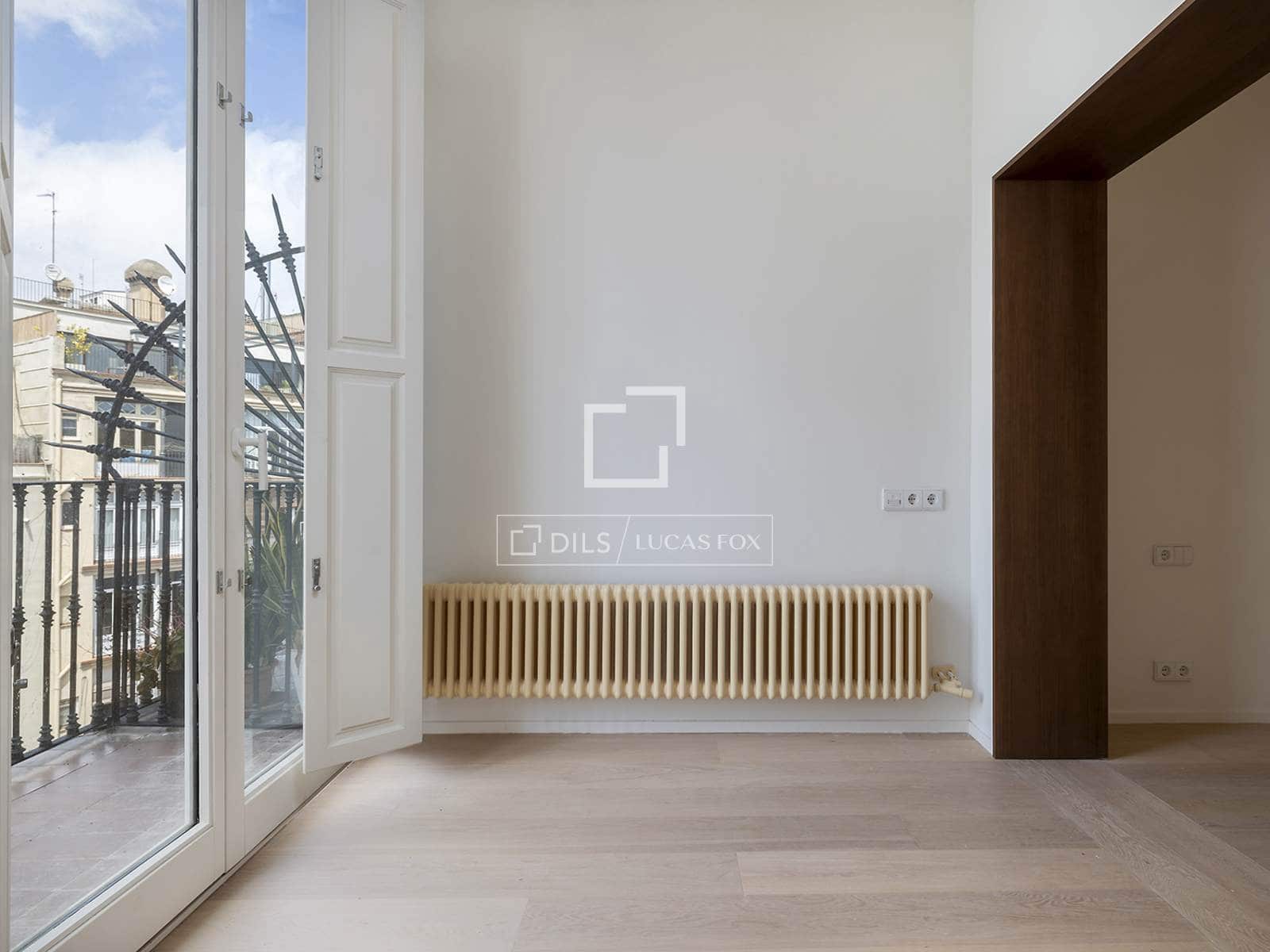 3 soveværelse Lejlighed til salg i Barcelona by - € 1.195.000 (Ref: 9844464)