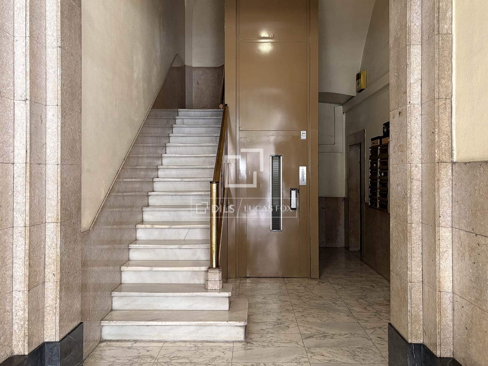 3 soveværelse Lejlighed til salg i Barcelona by - € 1.195.000 (Ref: 9844464)