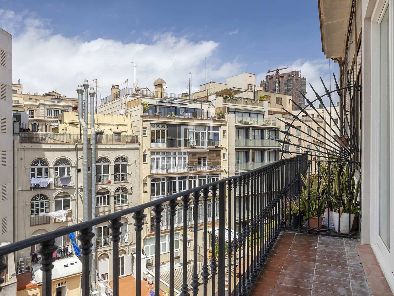 3 soveværelse Lejlighed til salg i Barcelona by - € 1.195.000 (Ref: 9844464)