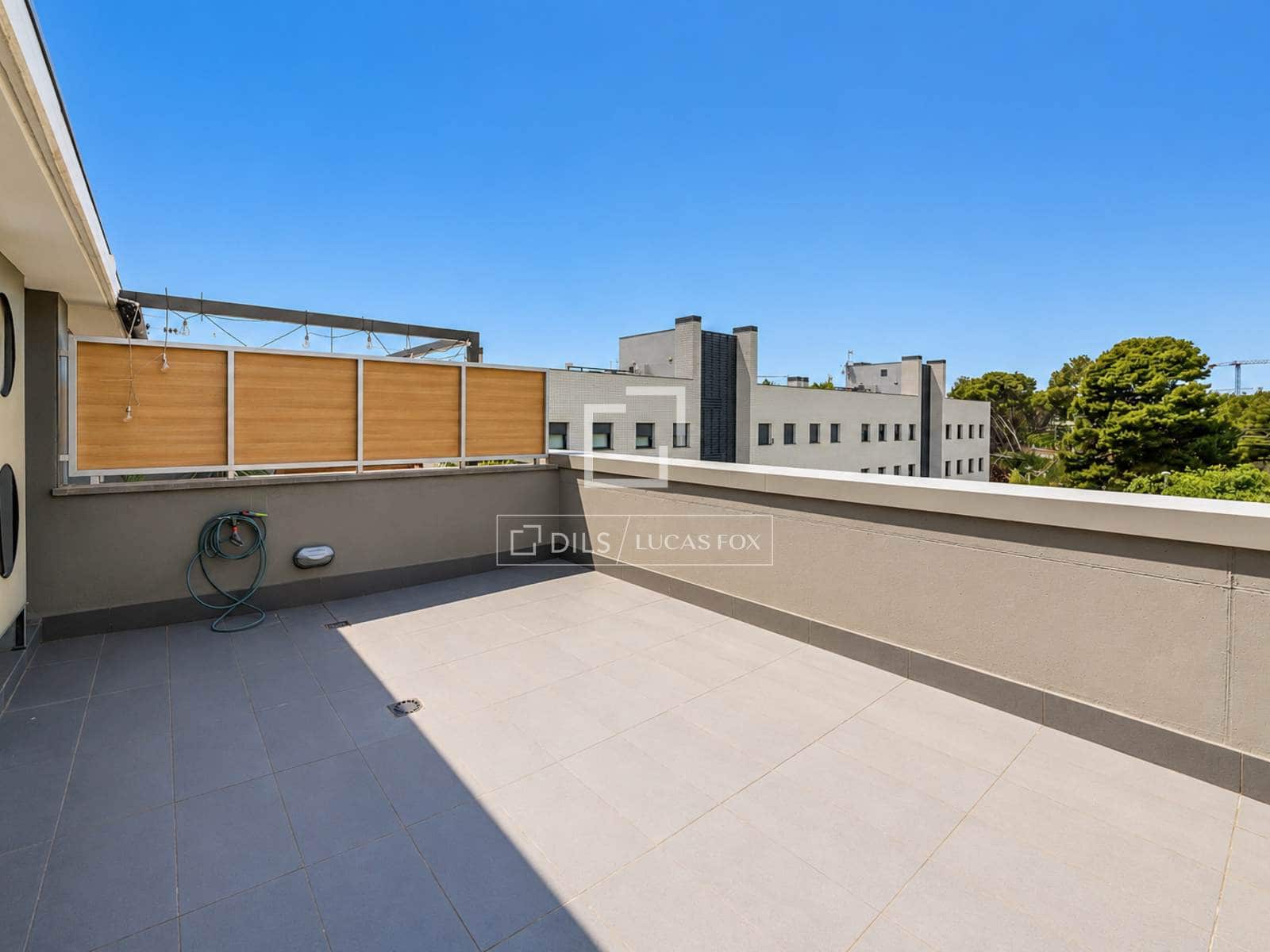 4 bedroom Villa for sale in Sitges with garage - € 895,000 (Ref: 9844465)