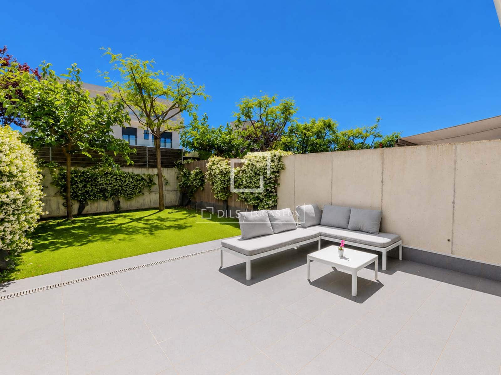 4 bedroom Villa for sale in Sitges with garage - € 895,000 (Ref: 9844465)