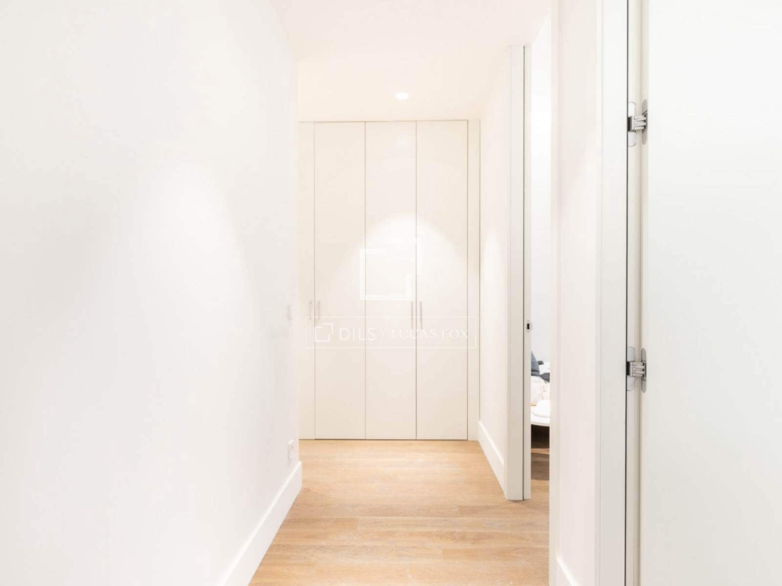 3 soveværelse Lejlighed til salg i Barcelona by med swimmingpool garage - € 1.375.000 (Ref: 9844545)