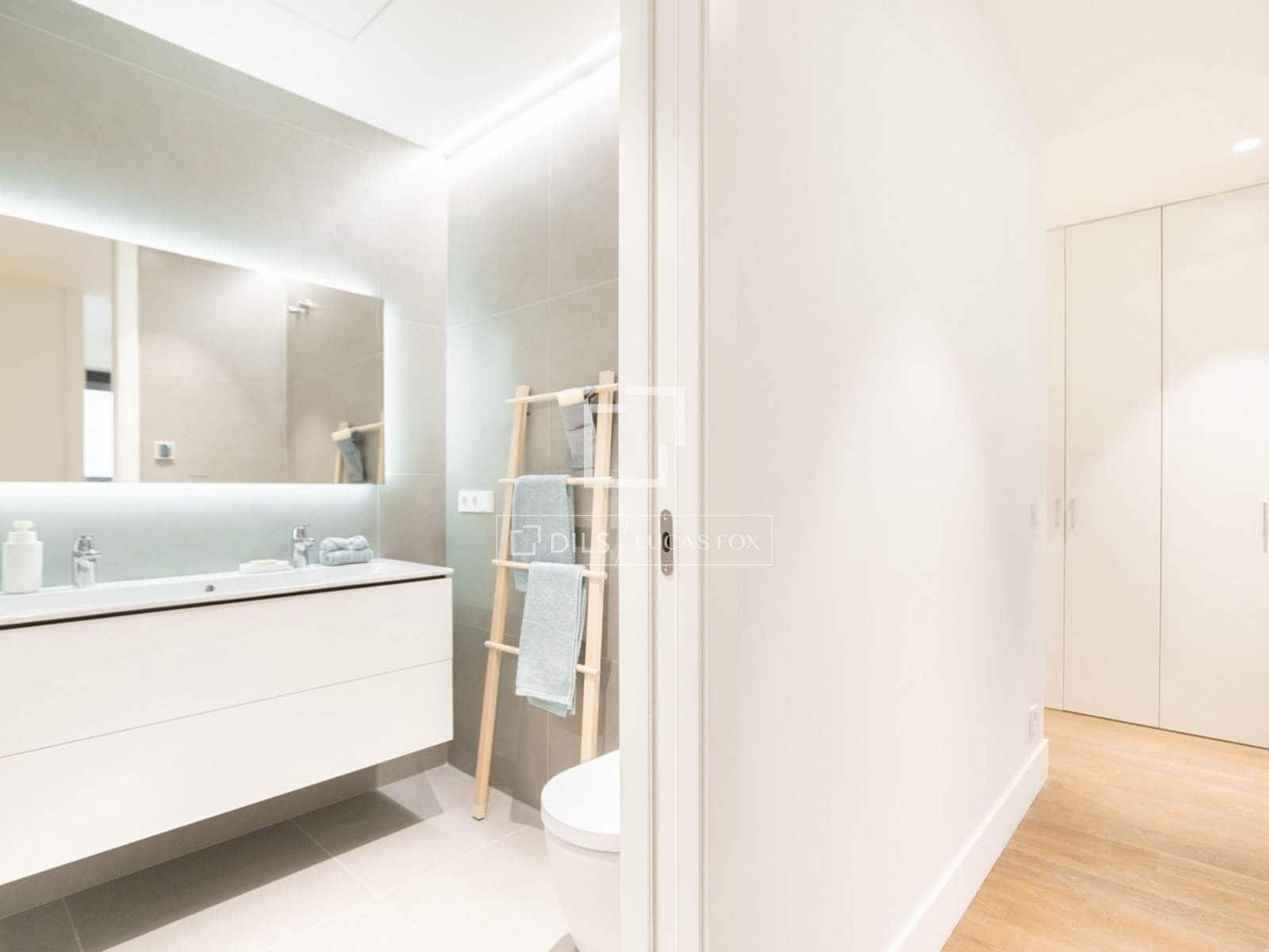 3 soveværelse Lejlighed til salg i Barcelona by med swimmingpool garage - € 1.375.000 (Ref: 9844545)