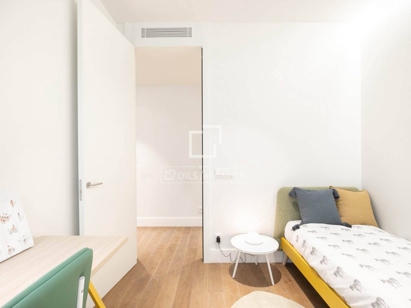 3 soveværelse Lejlighed til salg i Barcelona by med swimmingpool garage - € 1.375.000 (Ref: 9844545)