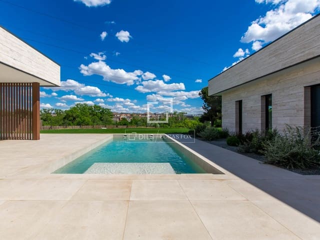5 slaapkamer Villa te koop in Boadilla del Monte met zwembad garage - € 4.500.000 (Ref: 9844546)