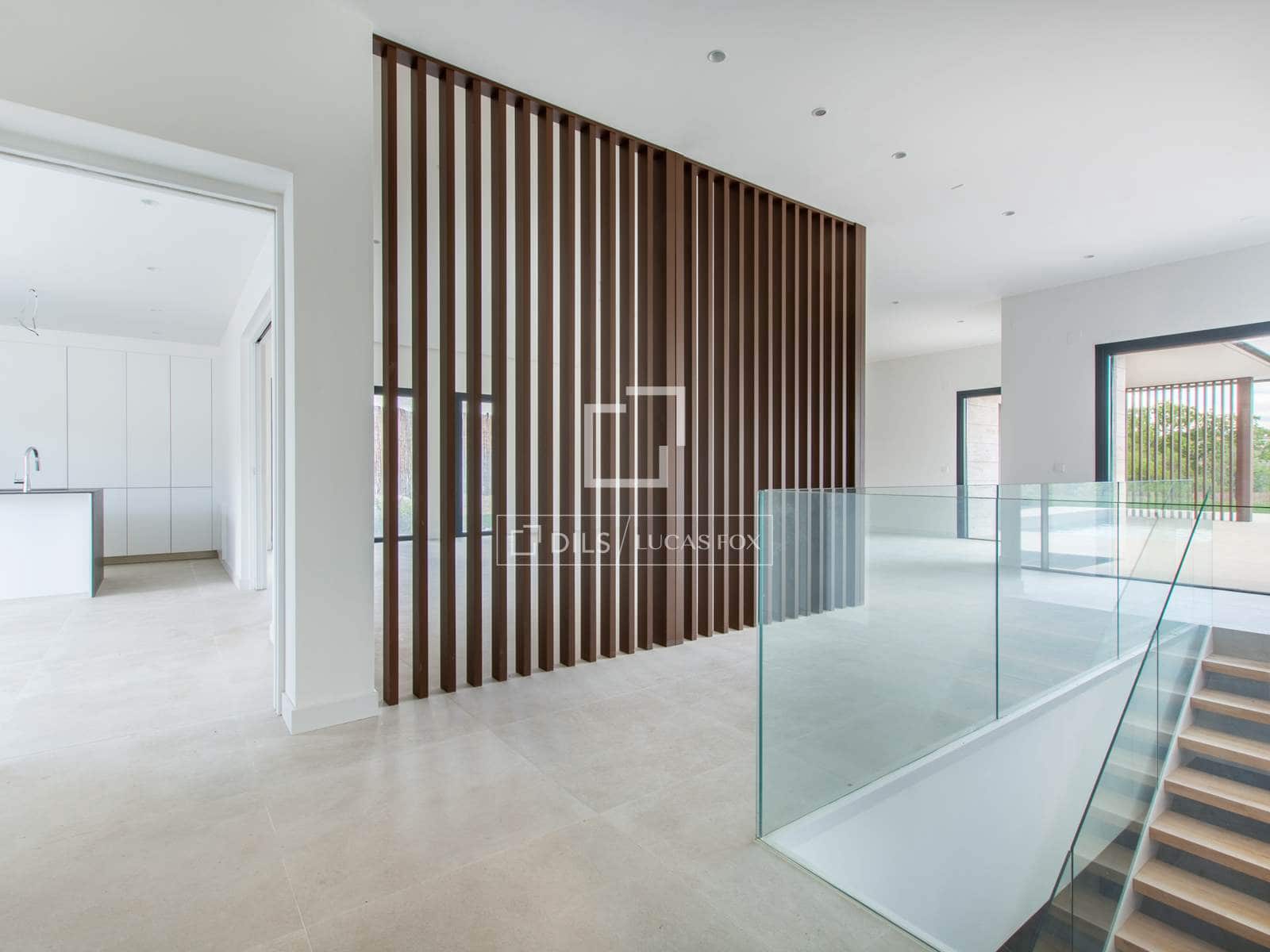 5 bedroom Villa for sale in Boadilla del Monte with pool garage - € 4,500,000 (Ref: 9844546)