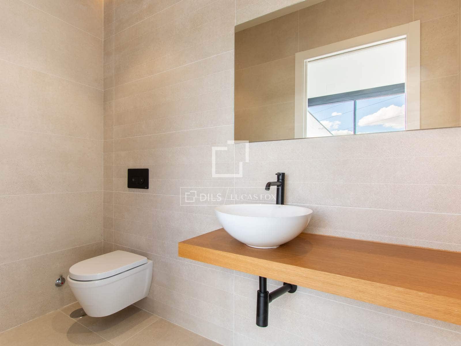 5 bedroom Villa for sale in Boadilla del Monte with pool garage - € 4,500,000 (Ref: 9844546)