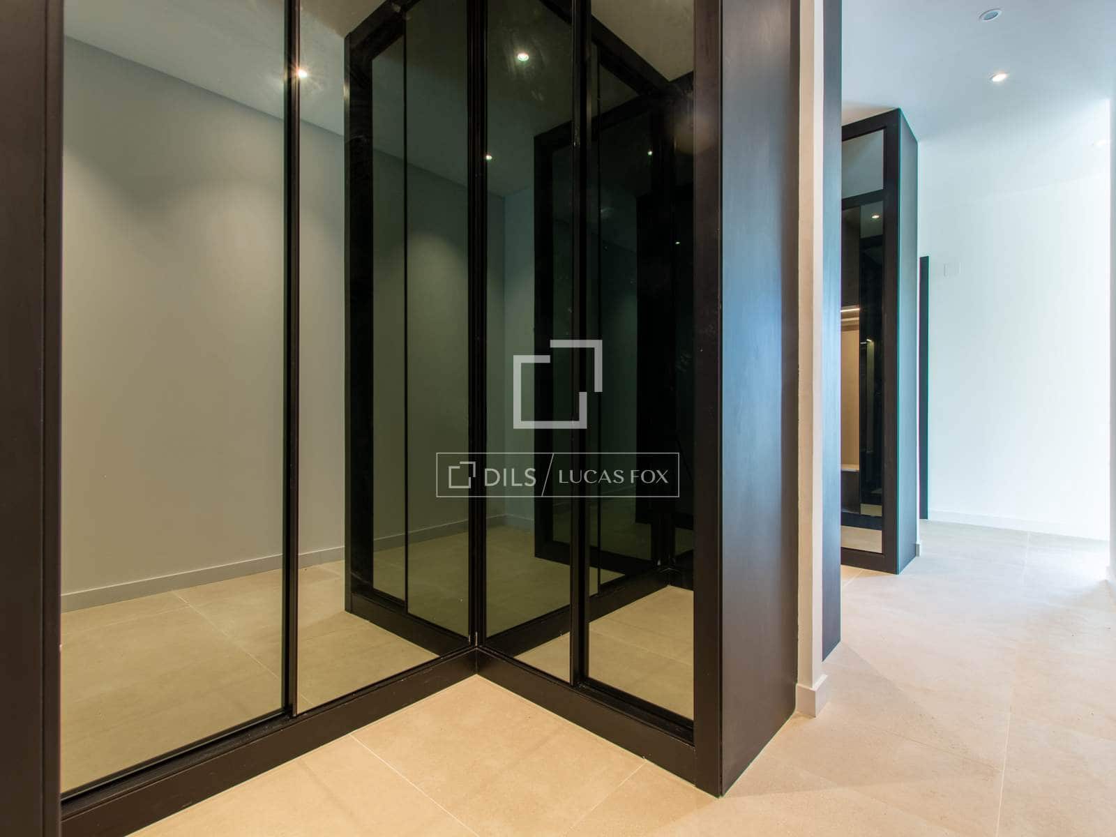 5 bedroom Villa for sale in Boadilla del Monte with pool garage - € 4,500,000 (Ref: 9844546)