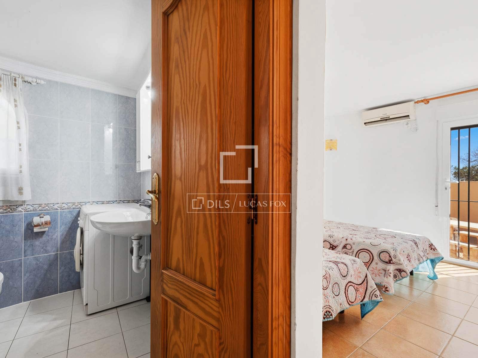 4 quarto Moradia para venda em Calpe / Calp com piscina garagem - 445 000 € (Ref: 9844547)