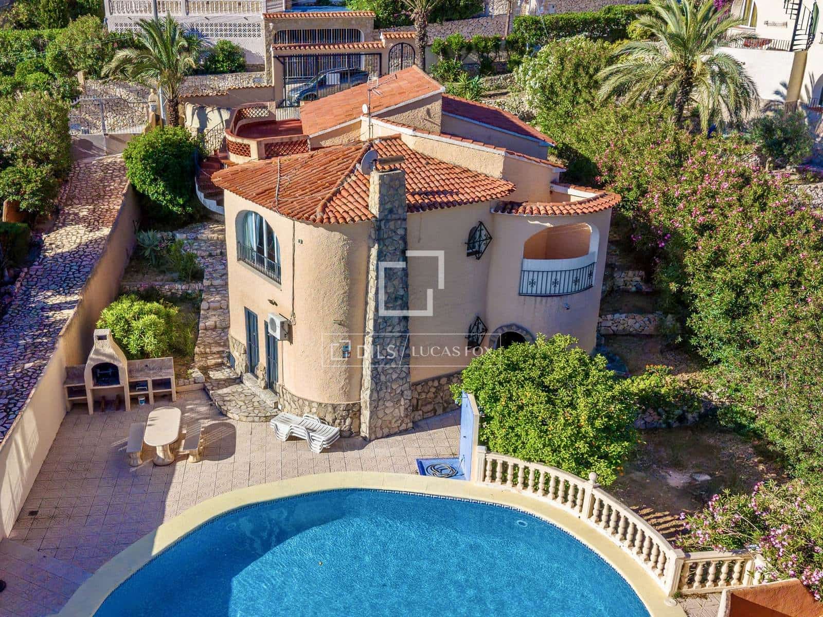 4 quarto Moradia para venda em Calpe / Calp com piscina garagem - 445 000 € (Ref: 9844547)