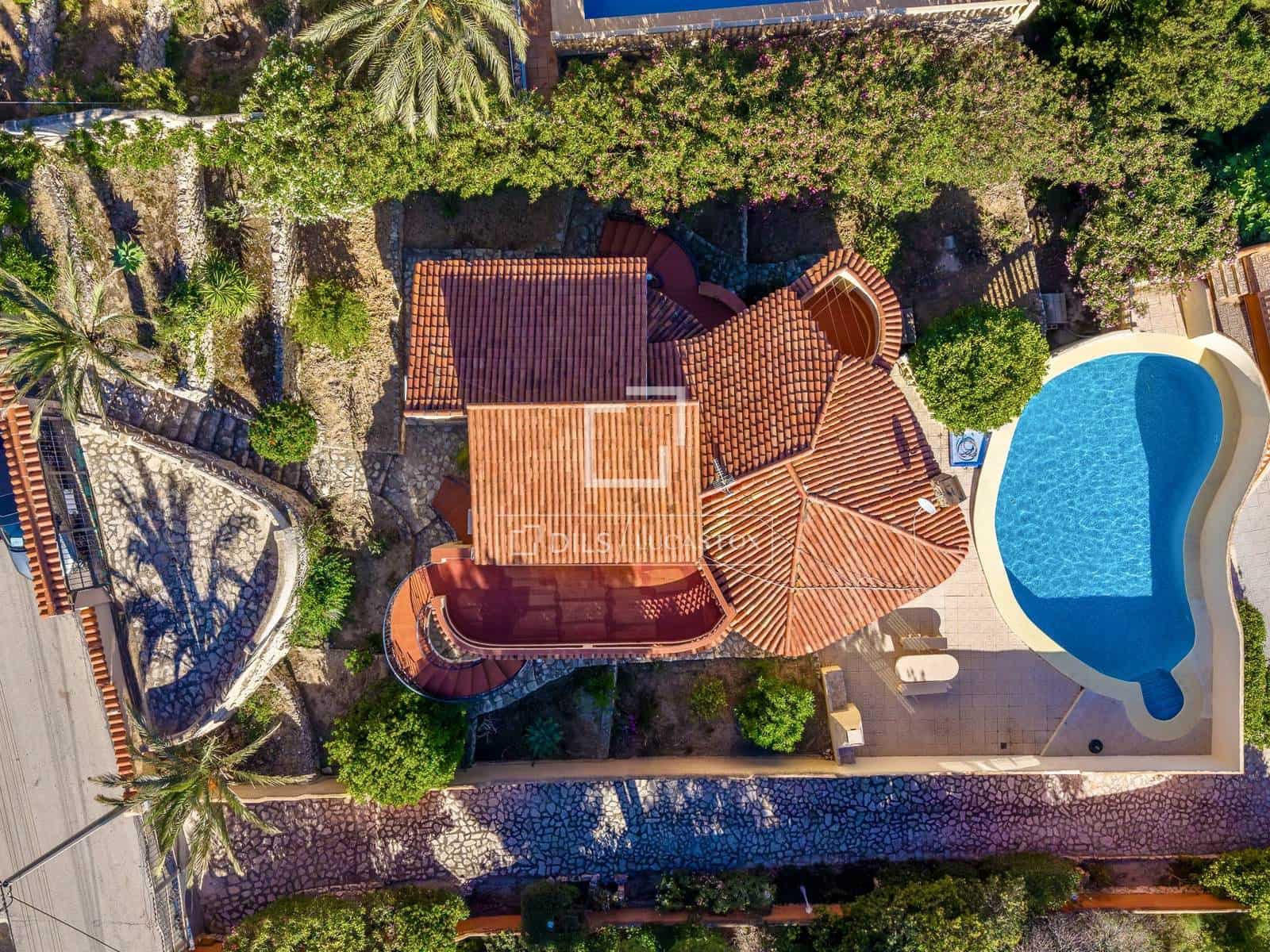 4 quarto Moradia para venda em Calpe / Calp com piscina garagem - 445 000 € (Ref: 9844547)