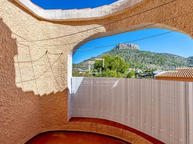 4 quarto Moradia para venda em Maryvilla, Calpe / Calp com piscina garagem - 445 000 € (Ref: 9844547)