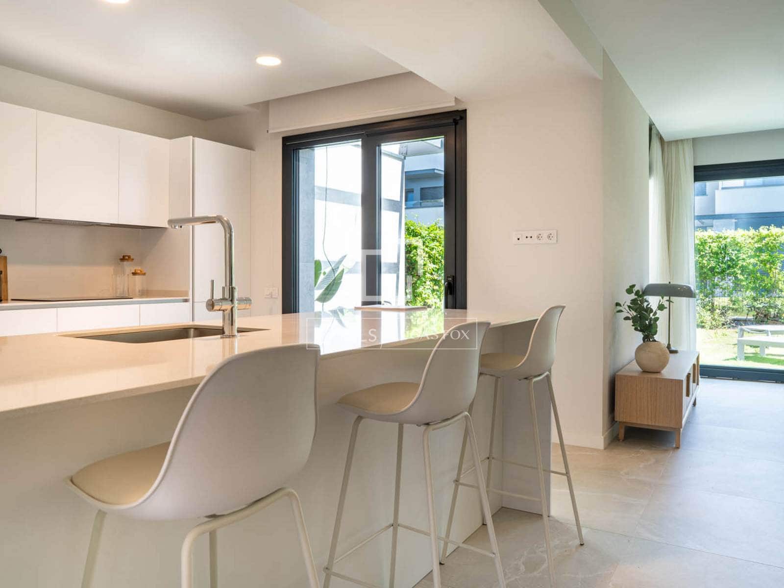 4 bedroom Villa for sale in Playa de Palma with pool - € 1,045,000 (Ref: 9844549)