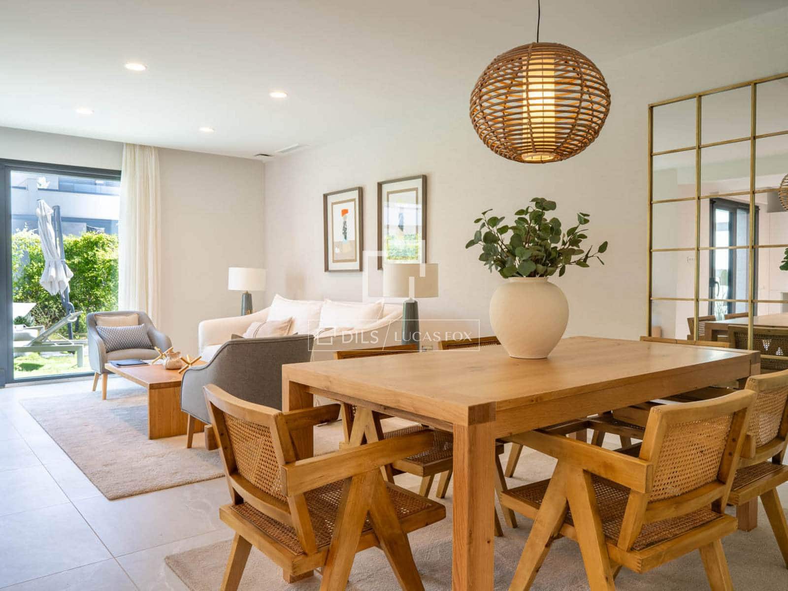 4 bedroom Villa for sale in Playa de Palma with pool - € 1,045,000 (Ref: 9844549)