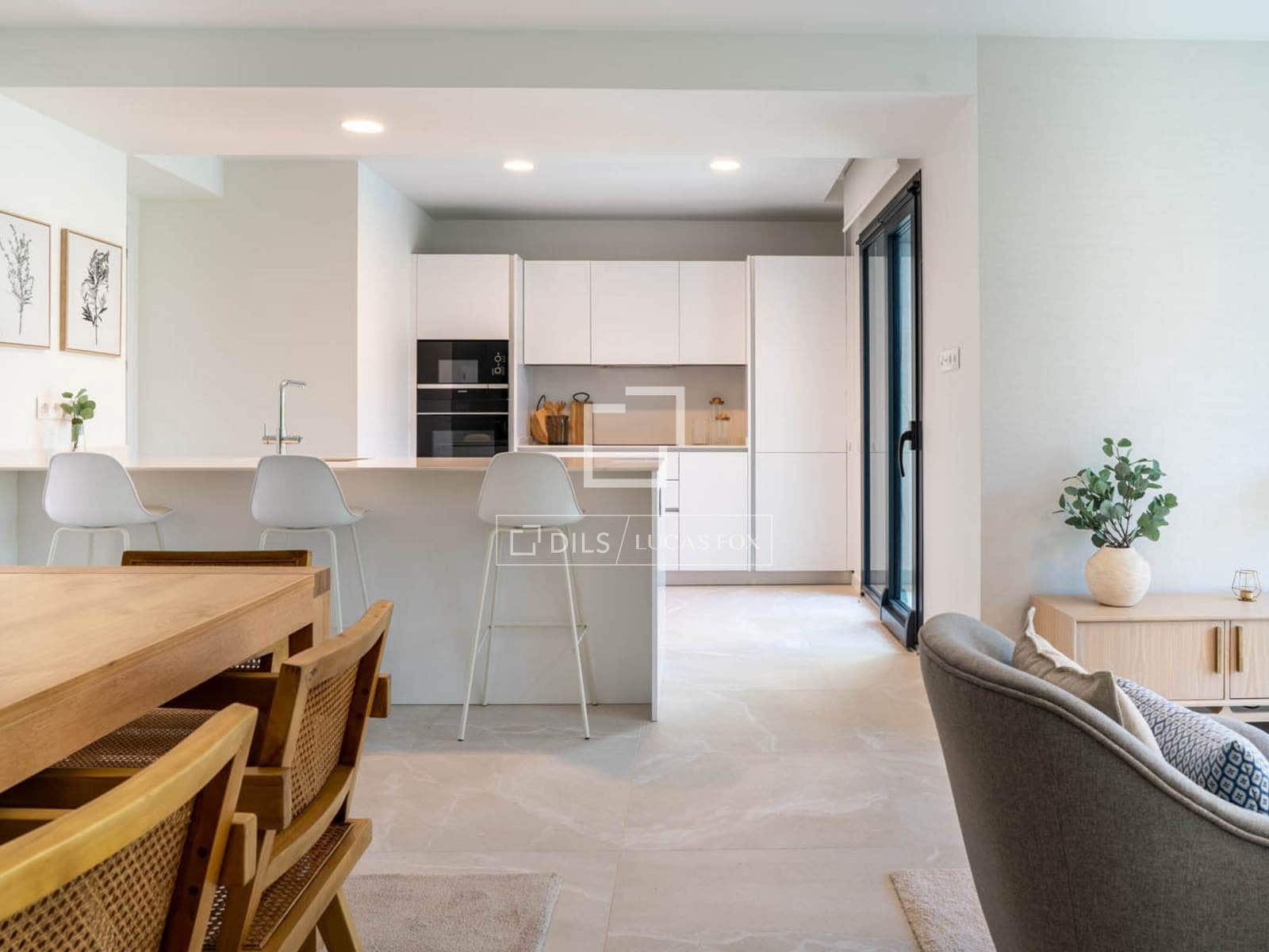 4 bedroom Villa for sale in Playa de Palma with pool - € 1,045,000 (Ref: 9844549)