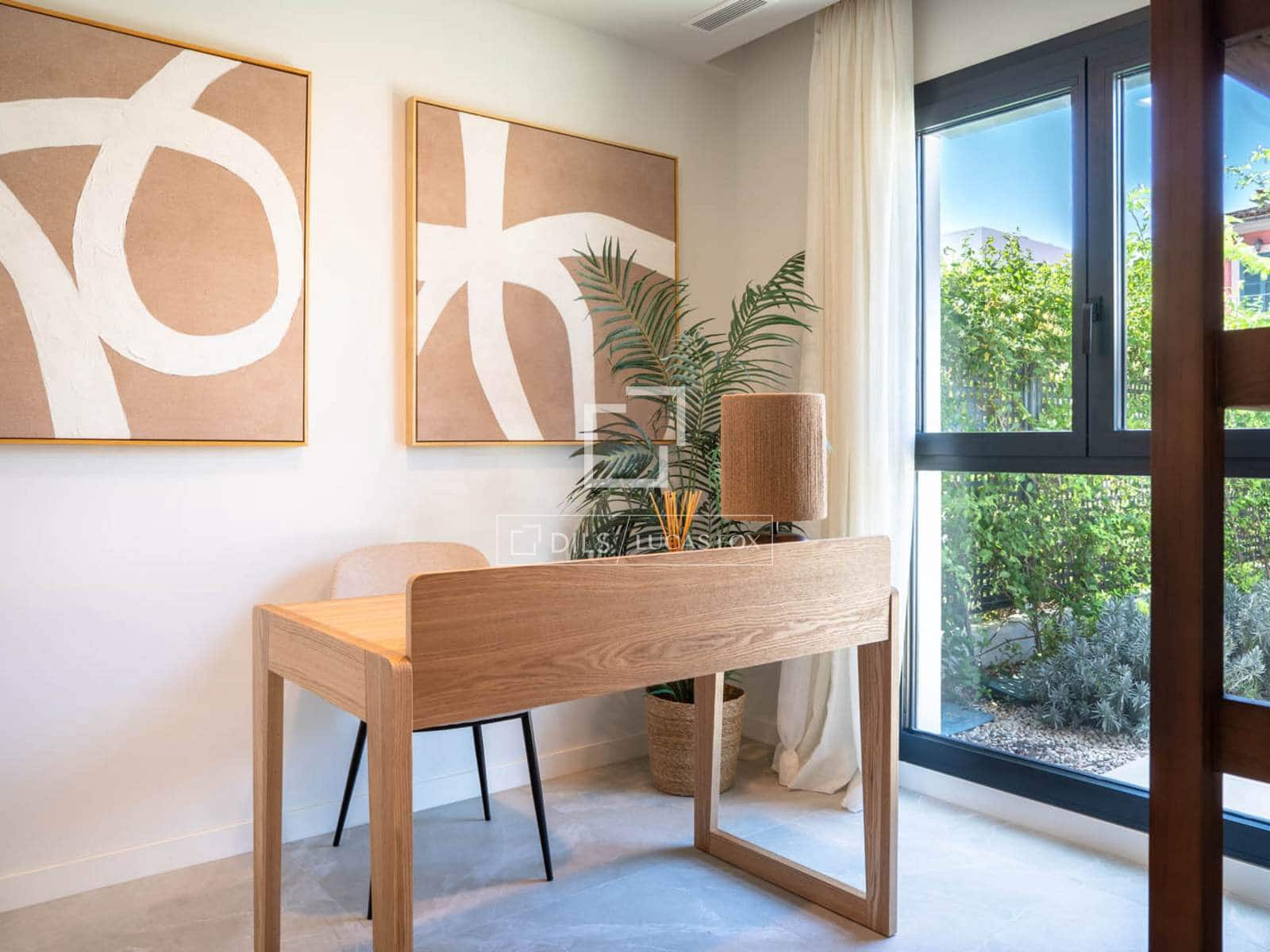4 bedroom Villa for sale in Playa de Palma with pool - € 1,045,000 (Ref: 9844549)