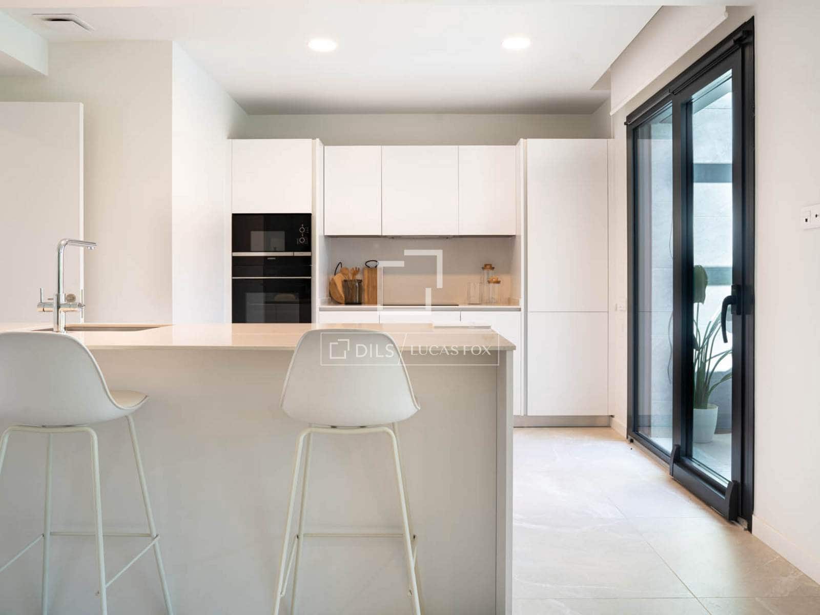 4 bedroom Villa for sale in Playa de Palma with pool - € 1,045,000 (Ref: 9844549)