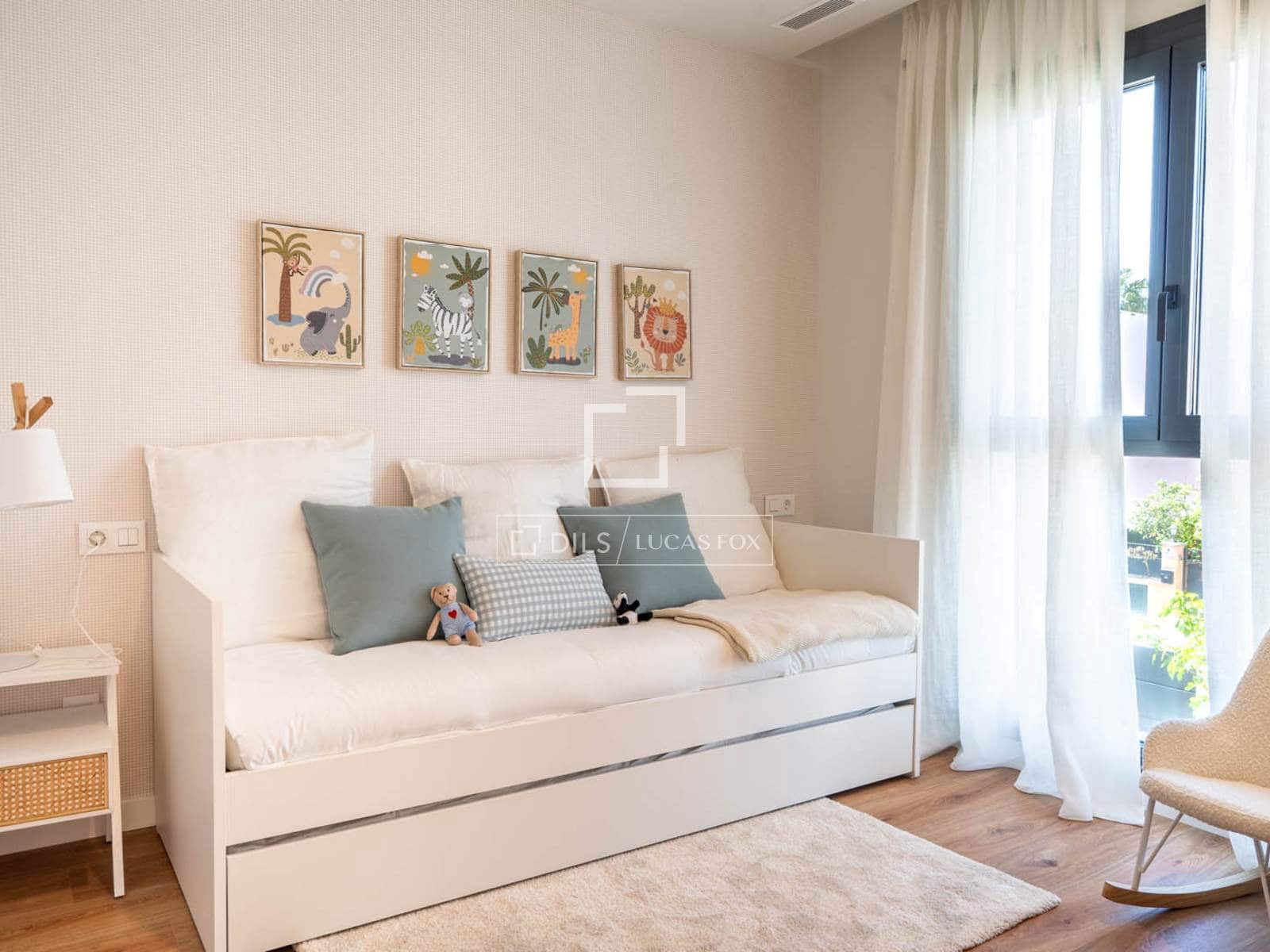4 bedroom Villa for sale in Playa de Palma with pool - € 1,045,000 (Ref: 9844549)