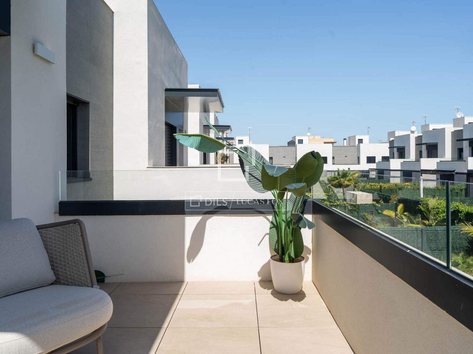 4 bedroom Villa for sale in Playa de Palma with pool - € 1,045,000 (Ref: 9844549)