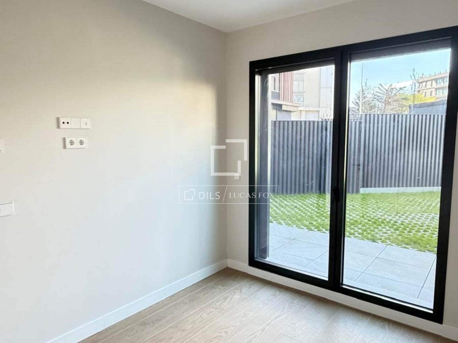 2 soveværelse Lejlighed til leje i Madrid by - € 2.250 (Ref: 9847556)