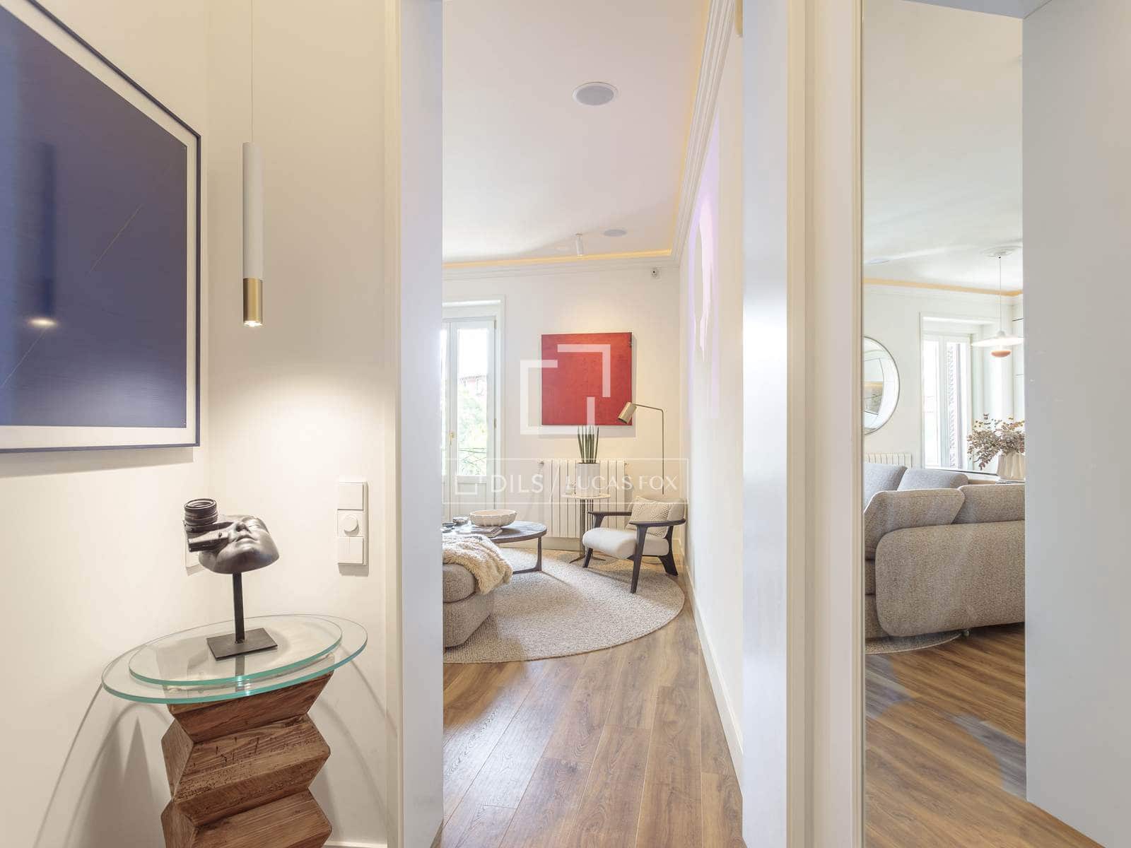 2 quarto Apartamento para arrendar em Madrid cidade - 3 900 € (Ref: 9847834)