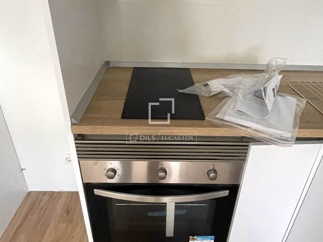 1 soveværelse Lejlighed til leje i San Sebastián de los Reyes med swimmingpool garage - € 1.200 (Ref: 9847836)