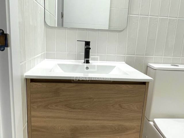 1 soveværelse Lejlighed til leje i San Sebastián de los Reyes med swimmingpool garage - € 1.200 (Ref: 9847836)