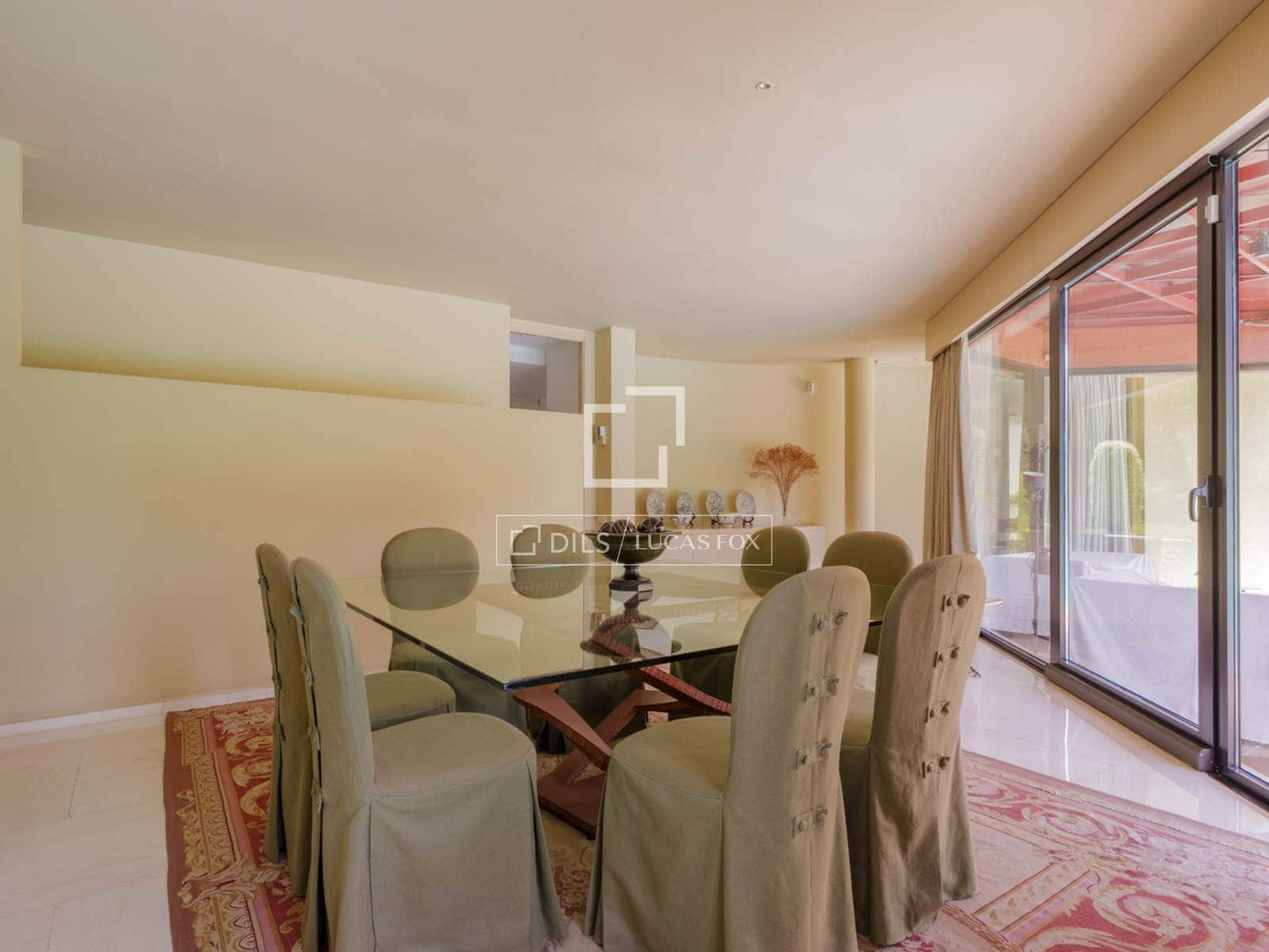 Chalet de 4 habitaciones en Pozuelo de Alarcón en venta con piscina garaje - 3.500.000 € (Ref: 9847838)