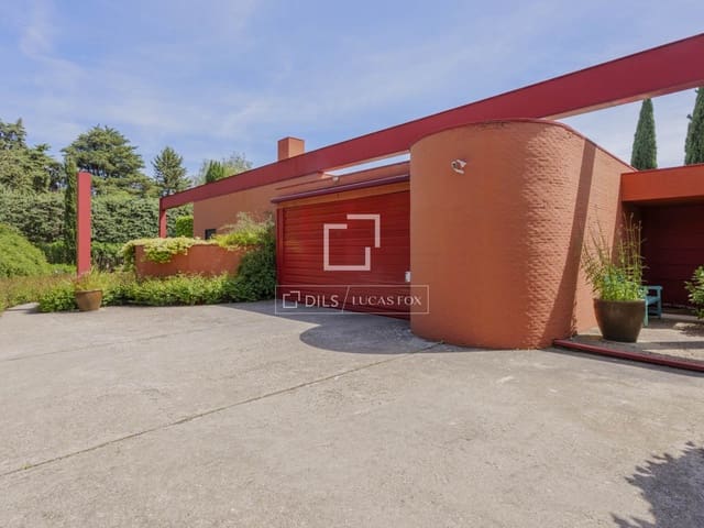 Chalet de 4 habitaciones en Pozuelo de Alarcón en venta con piscina garaje - 3.500.000 € (Ref: 9847838)