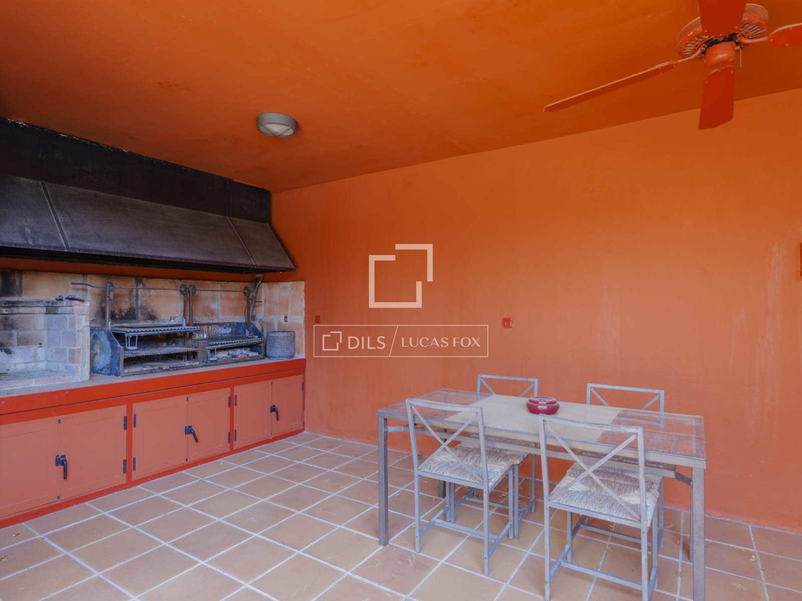 Chalet de 4 habitaciones en Pozuelo de Alarcón en venta con piscina garaje - 3.500.000 € (Ref: 9847838)