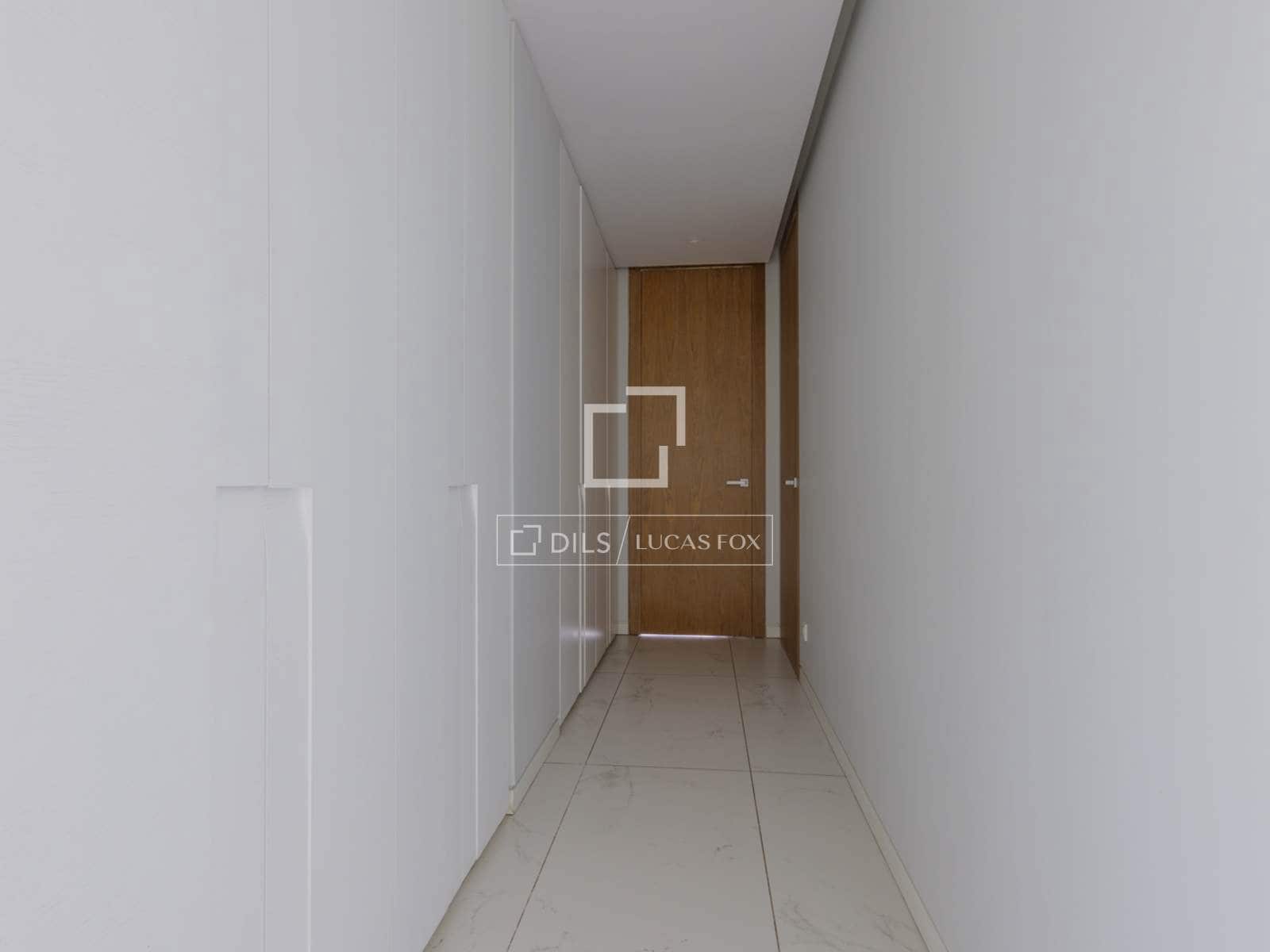 5 soveværelse Lejlighed til leje i Pozuelo de Alarcon med swimmingpool garage - € 12.800 (Ref: 9847839)