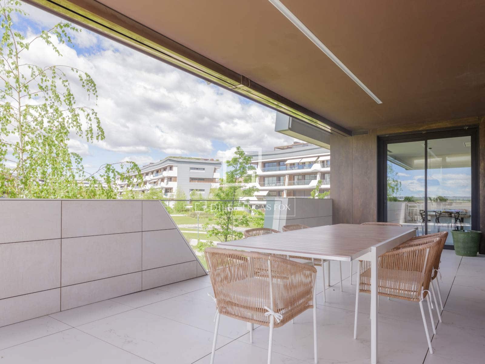 5 soveværelse Lejlighed til leje i Pozuelo de Alarcon med swimmingpool garage - € 12.800 (Ref: 9847839)
