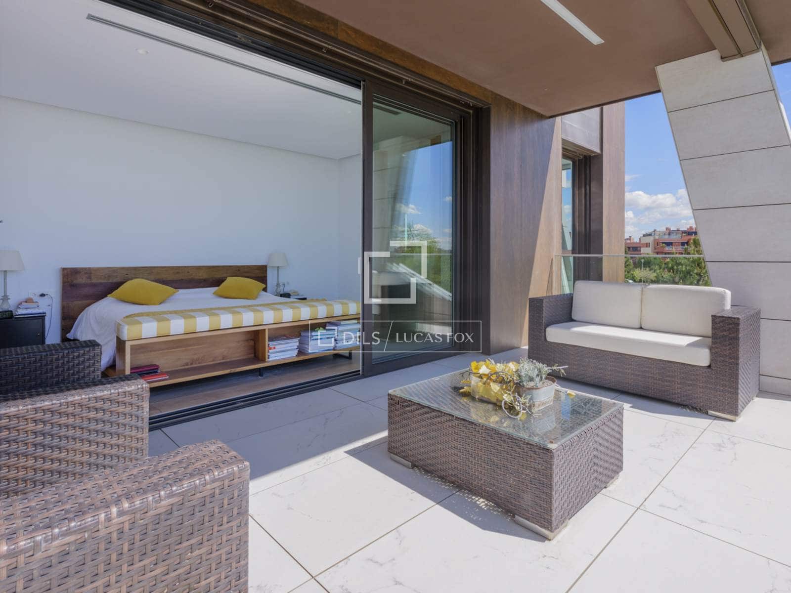 5 soveværelse Lejlighed til leje i Pozuelo de Alarcon med swimmingpool garage - € 12.800 (Ref: 9847839)