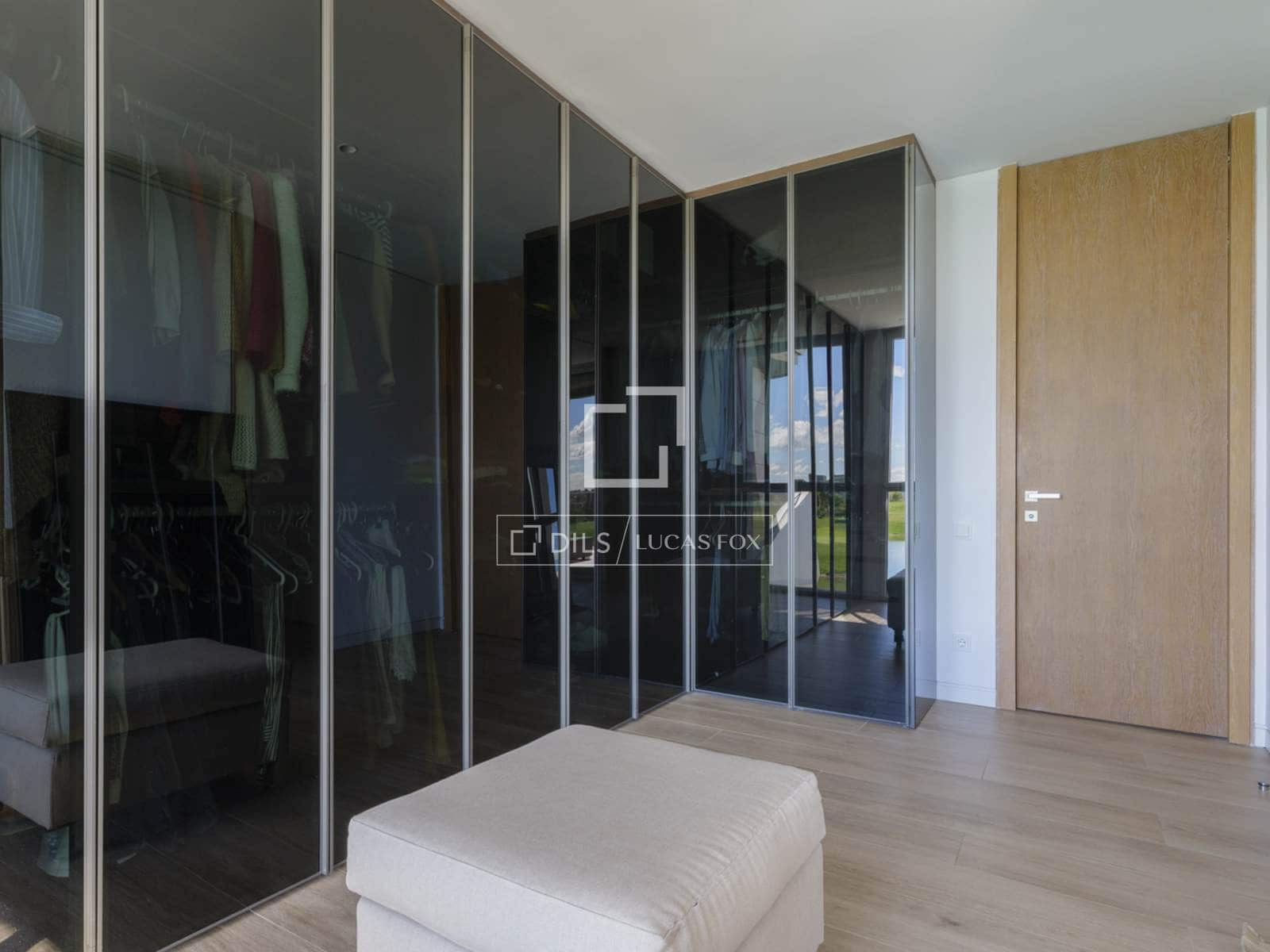 5 soveværelse Lejlighed til leje i Pozuelo de Alarcon med swimmingpool garage - € 12.800 (Ref: 9847839)